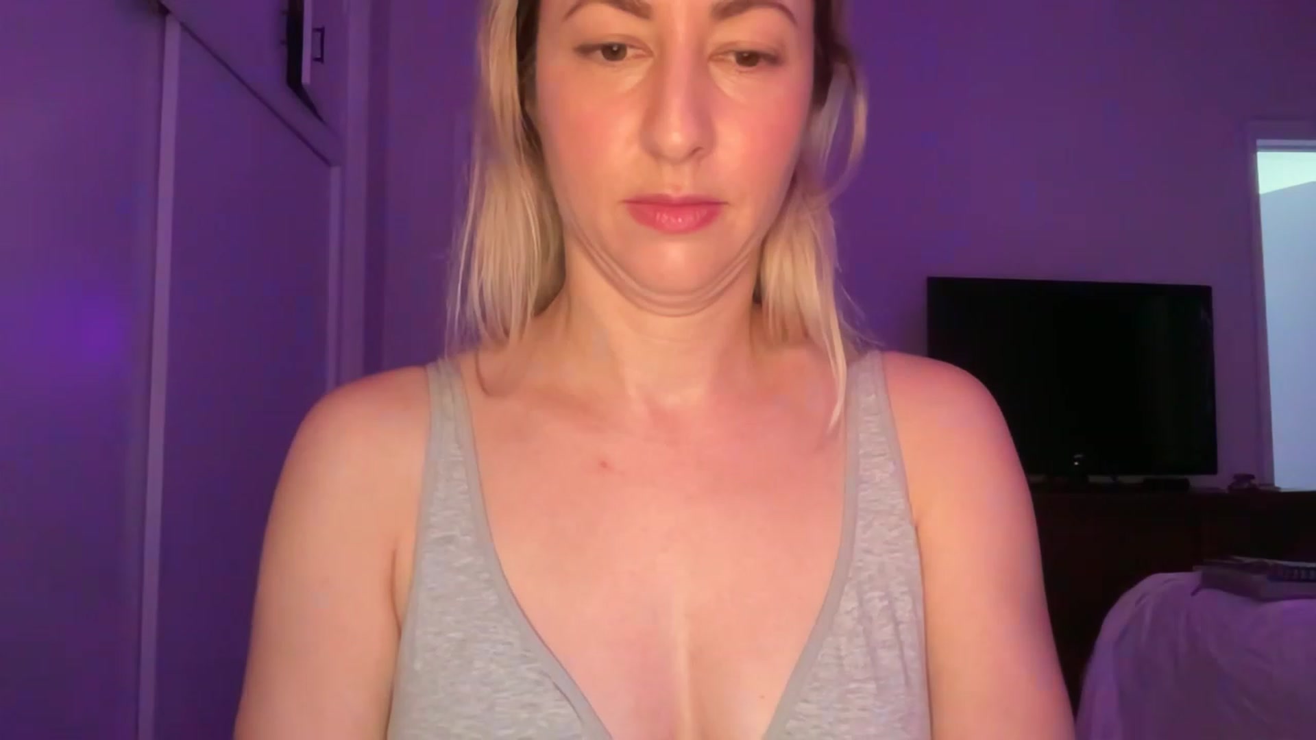 Gallery image thumbnail from Venmome's myfreecams stream on, 01/02/2023, 22:21 image 4 of 20