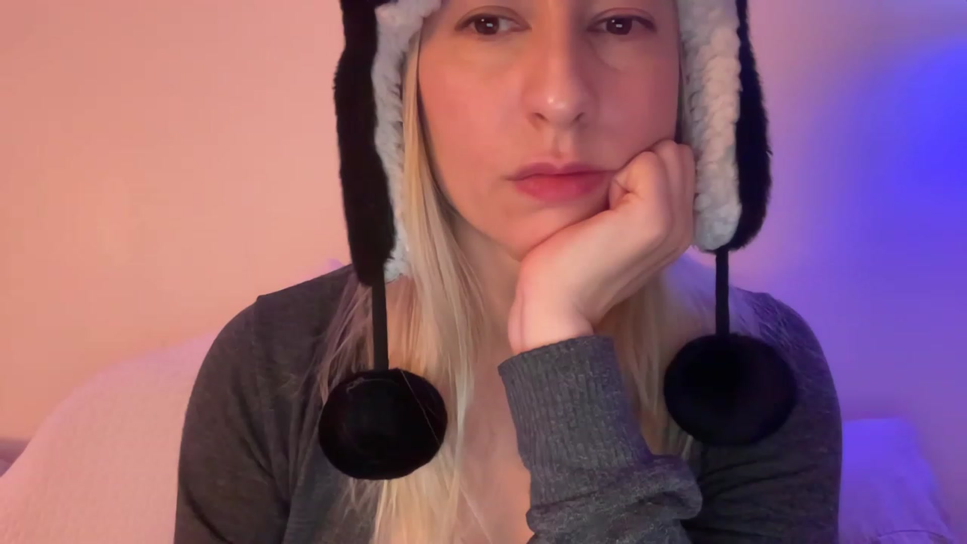 Gallery image thumbnail from Venmome's myfreecams stream on, 01/09/2023, 23:25 image 19 of 20