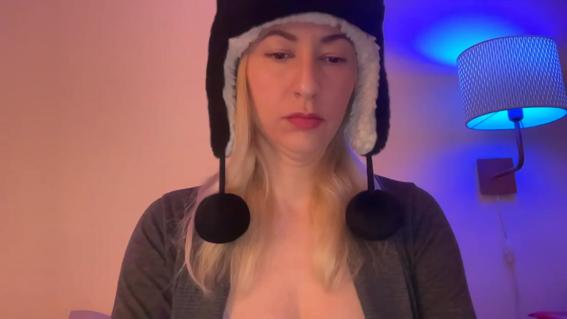 Gallery image thumbnail from Venmome's myfreecams stream on, 01/09/2023, 23:25 image 2 of 20