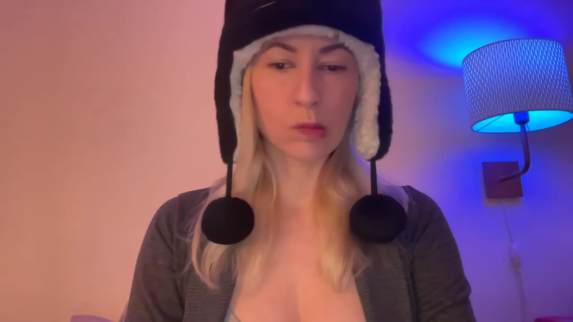 Gallery image thumbnail from Venmome's myfreecams stream on, 01/09/2023, 23:25 image 1 of 20