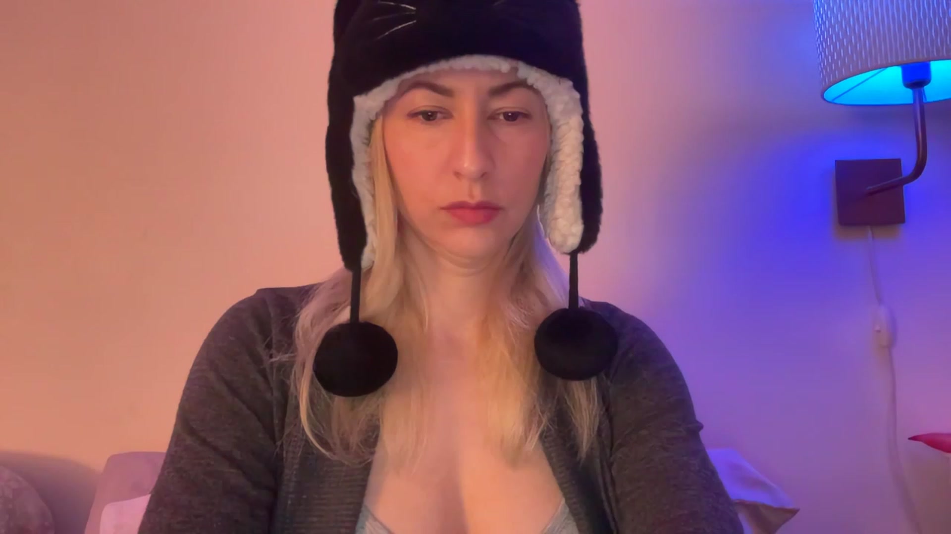 Gallery image thumbnail from Venmome's myfreecams stream on, 01/09/2023, 23:25 image 6 of 20