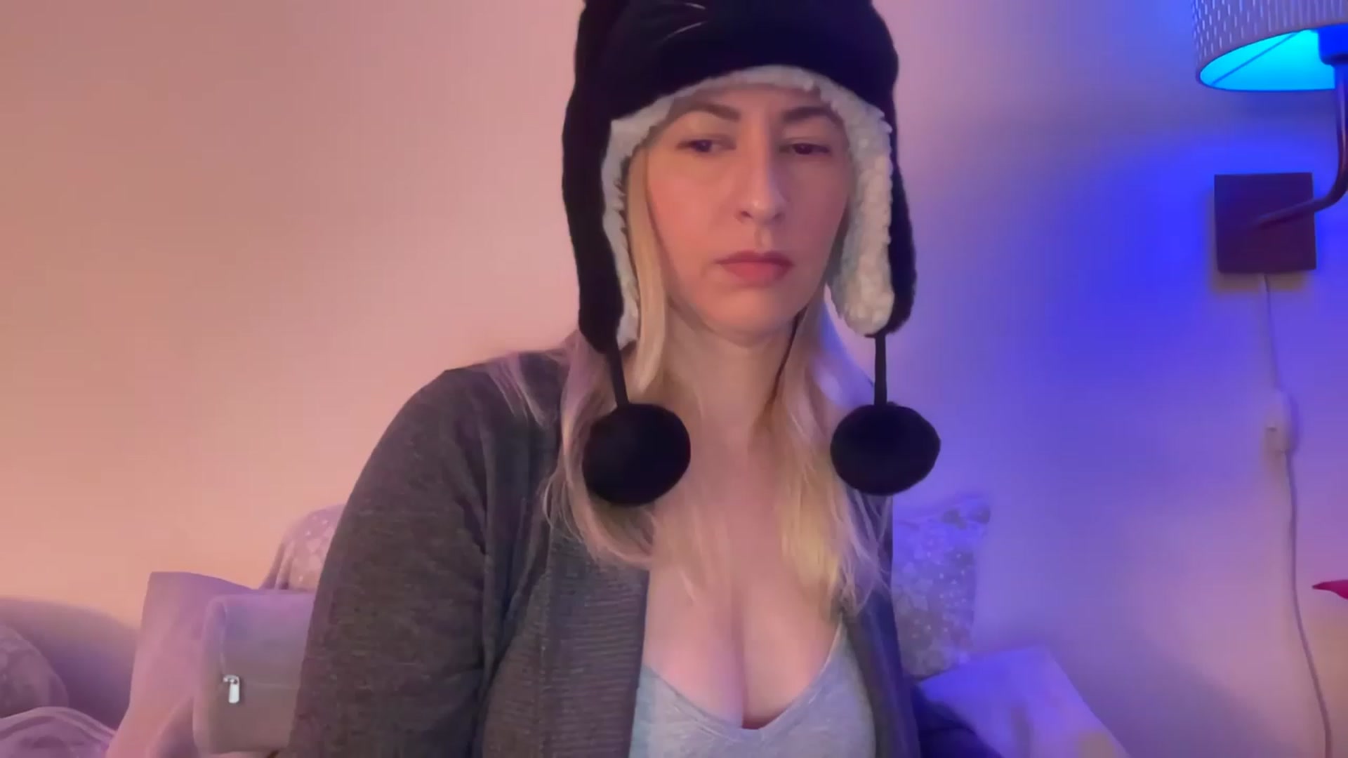 Gallery image thumbnail from Venmome's myfreecams stream on, 01/09/2023, 23:25 image 10 of 20