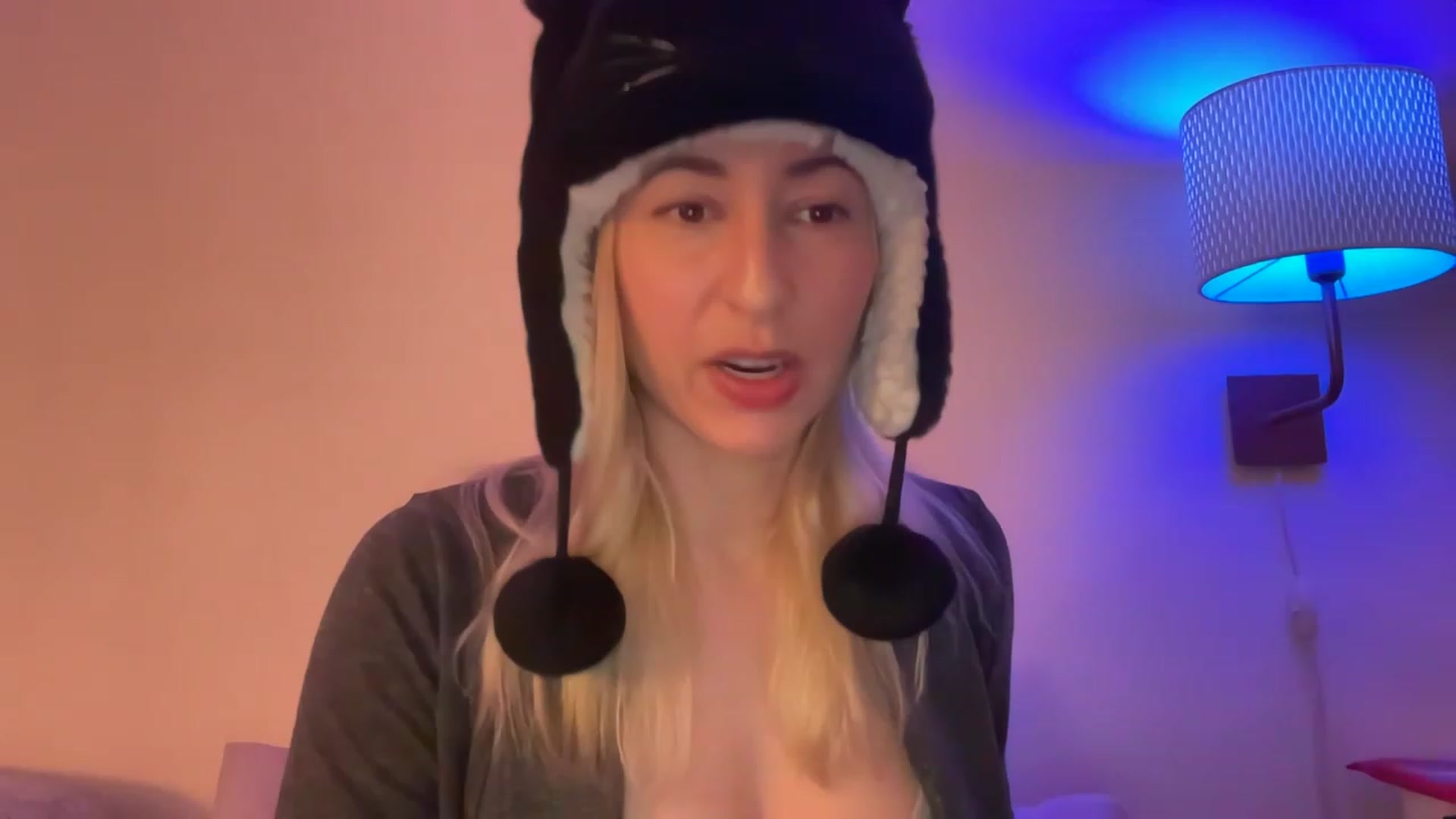 Gallery image thumbnail from Venmome's myfreecams stream on, 01/09/2023, 23:25 image 9 of 20
