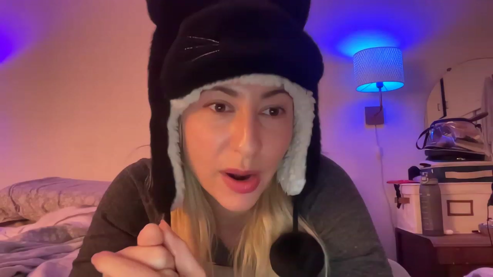 Gallery image thumbnail from Venmome's myfreecams stream on, 01/10/2023, 01:11 image 14 of 20