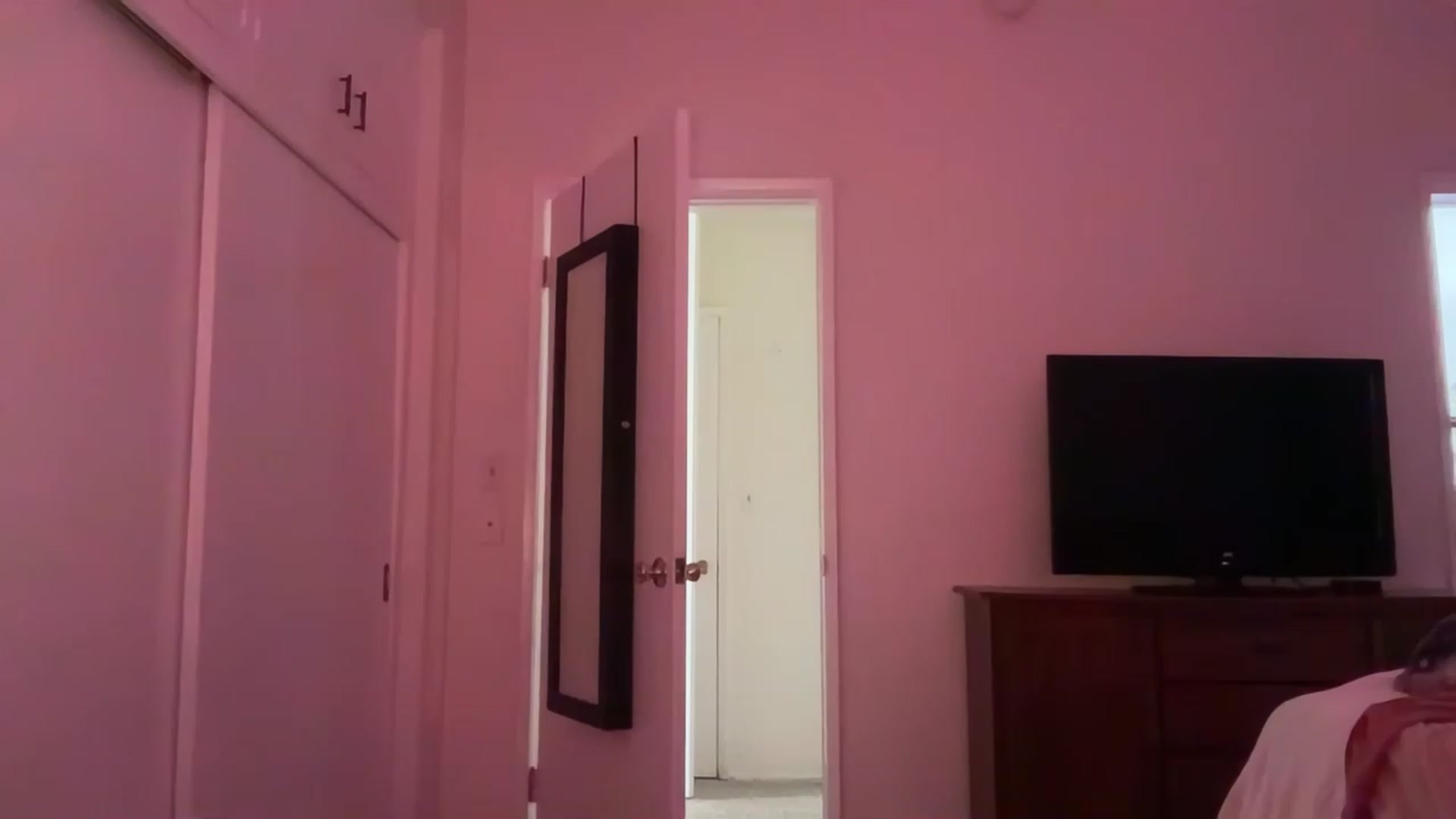 Gallery image thumbnail from Venmome's myfreecams stream on, 01/30/2023, 23:15 image 1 of 20