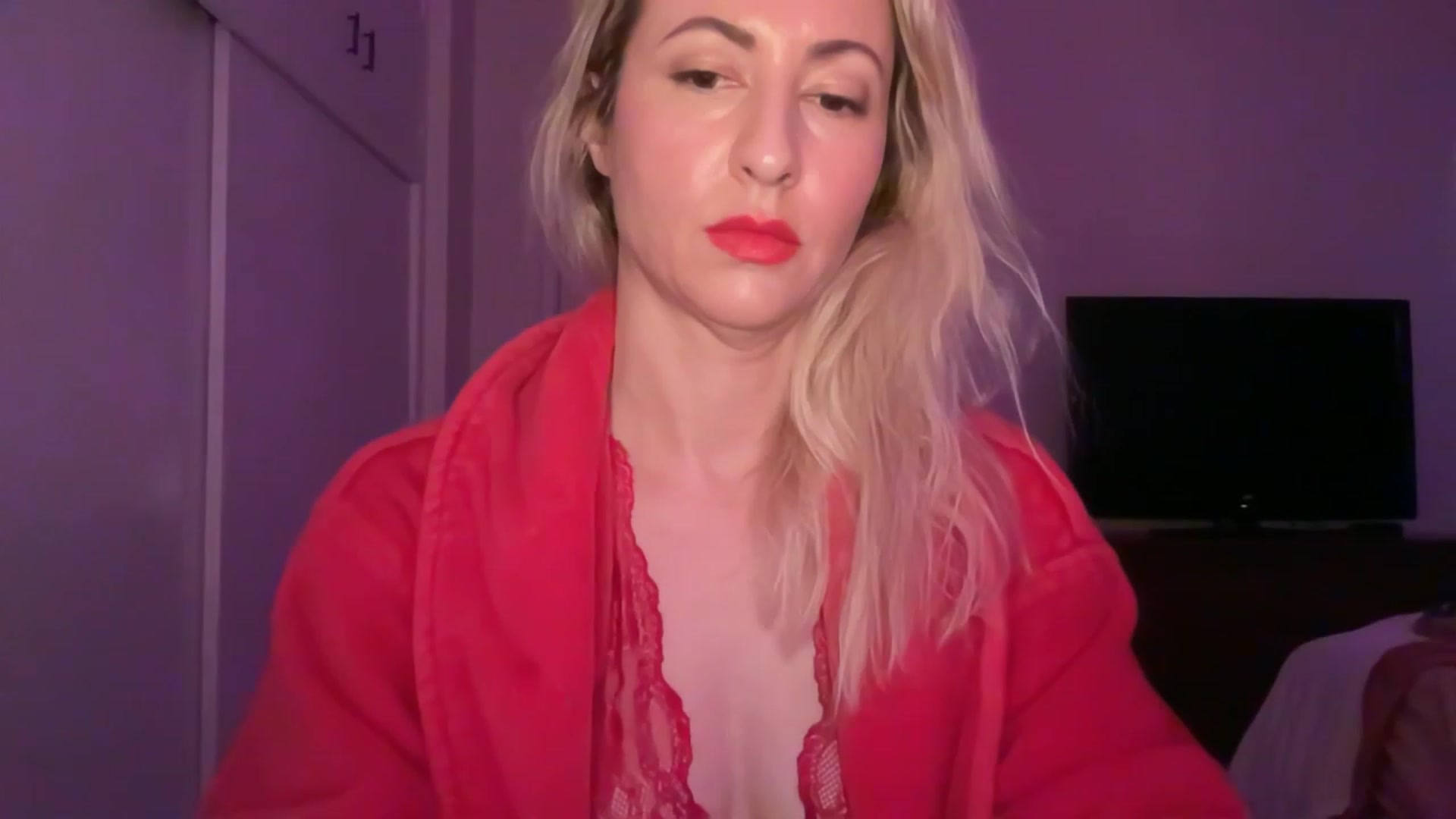 Gallery image thumbnail from Venmome's myfreecams stream on, 01/31/2023, 24:04 image 9 of 20