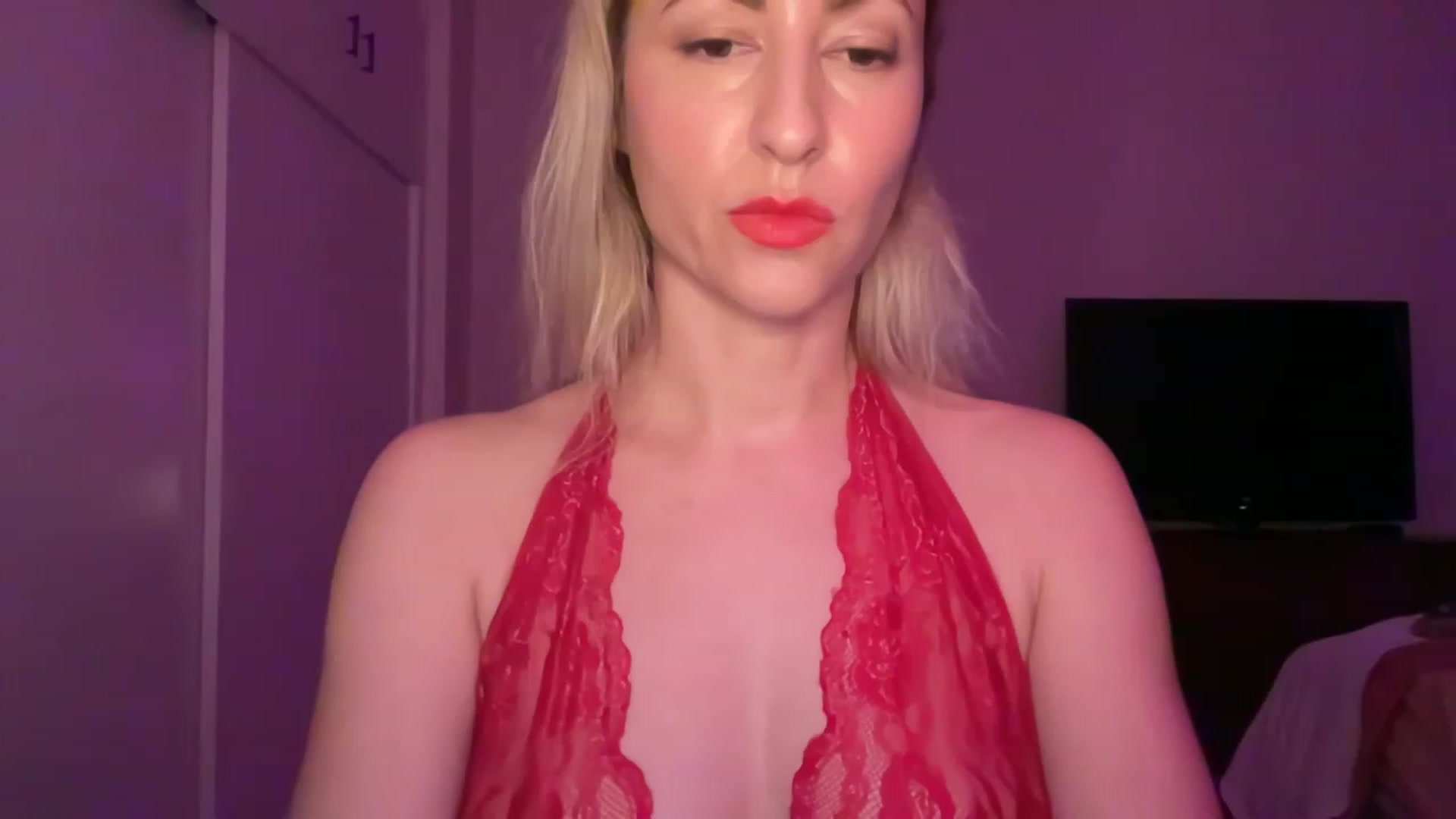 Gallery image thumbnail from Venmome's myfreecams stream on, 01/31/2023, 24:04 image 20 of 20