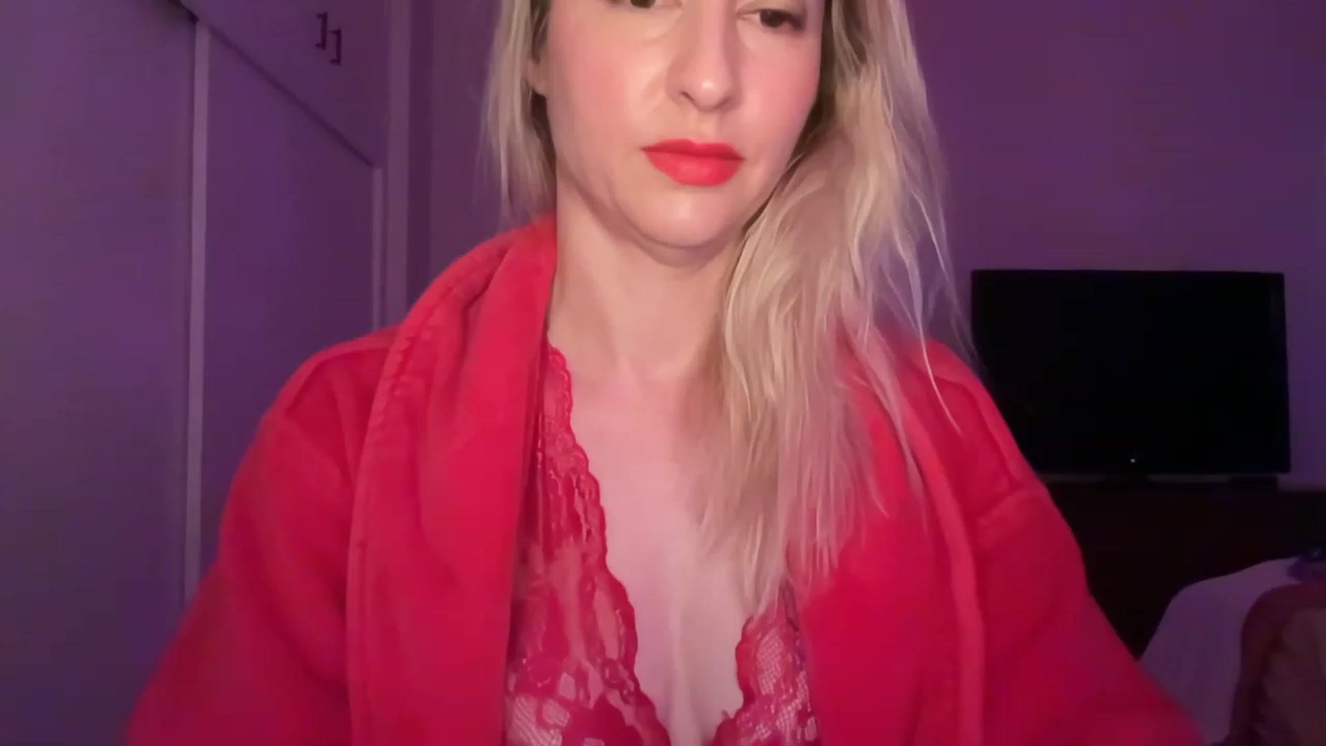 Gallery image thumbnail from Venmome's myfreecams stream on, 01/31/2023, 02:36 image 3 of 20