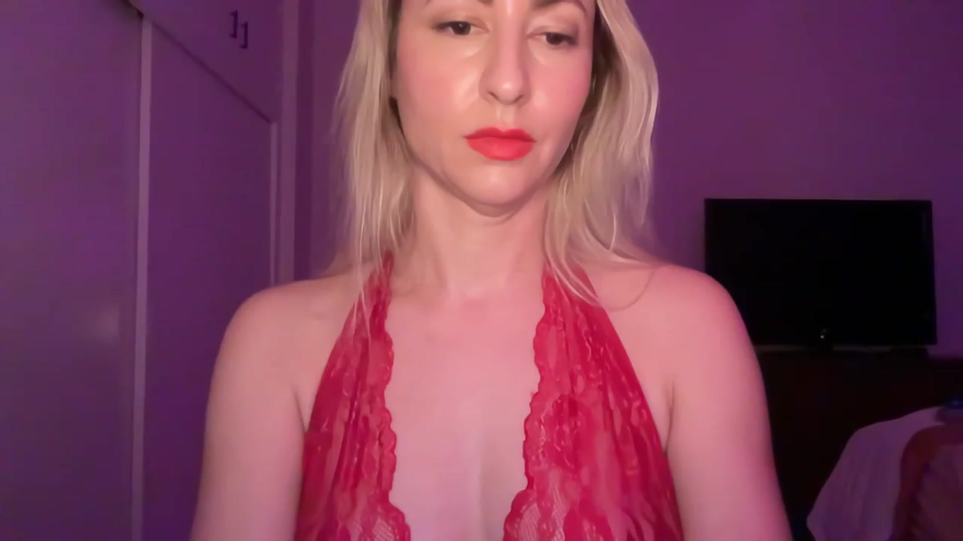 Gallery image thumbnail from Venmome's myfreecams stream on, 01/31/2023, 02:36 image 12 of 20