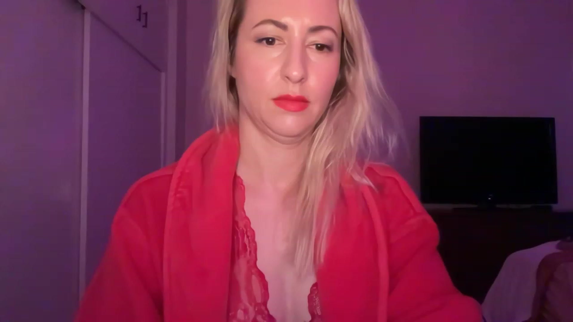 Gallery image thumbnail from Venmome's myfreecams stream on, 01/31/2023, 02:36 image 4 of 20
