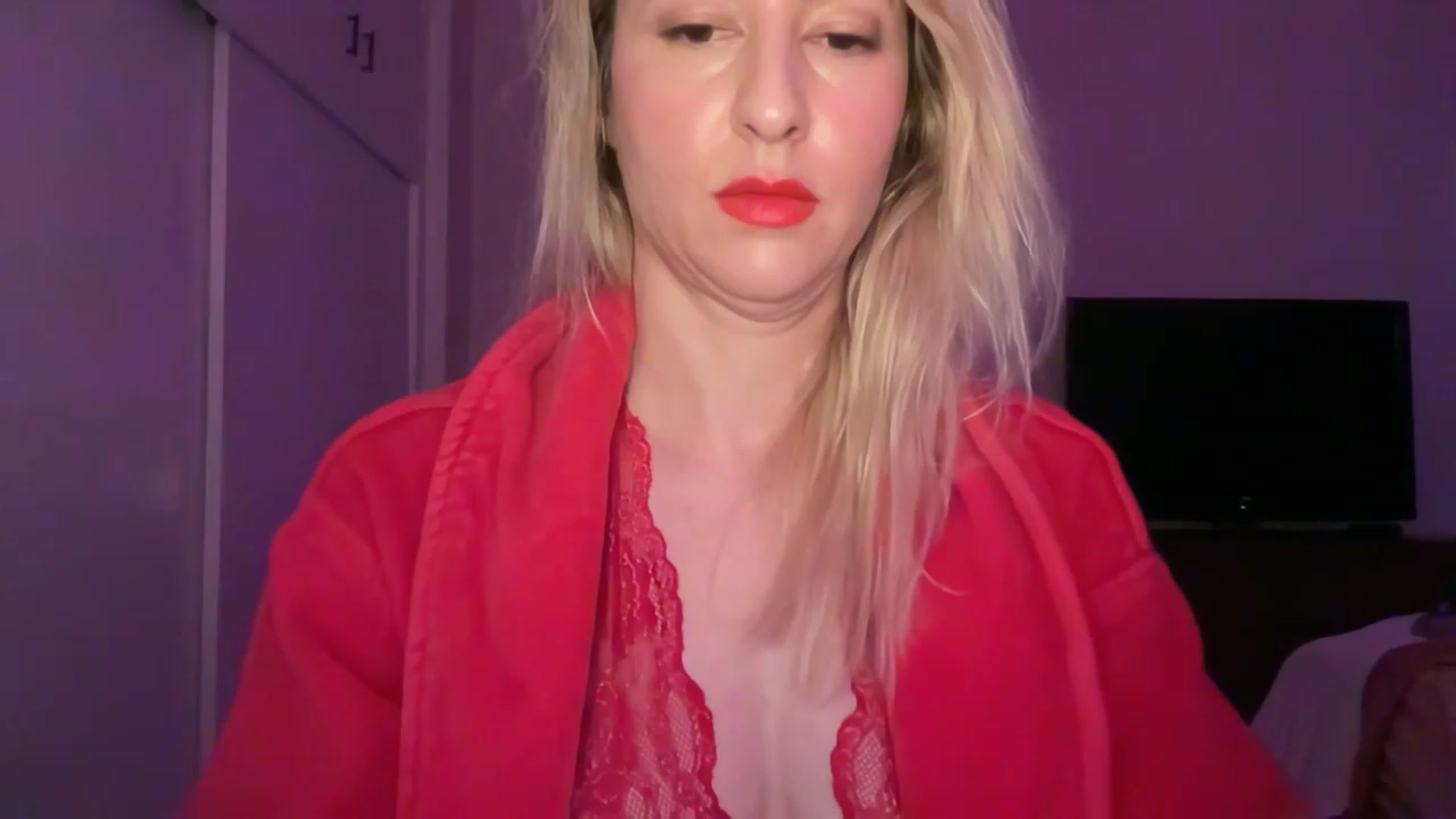 Gallery image thumbnail from Venmome's myfreecams stream on, 01/31/2023, 02:36 image 5 of 20