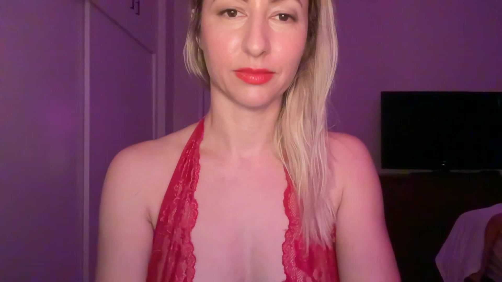 Gallery image thumbnail from Venmome's myfreecams stream on, 01/31/2023, 02:36 image 18 of 20