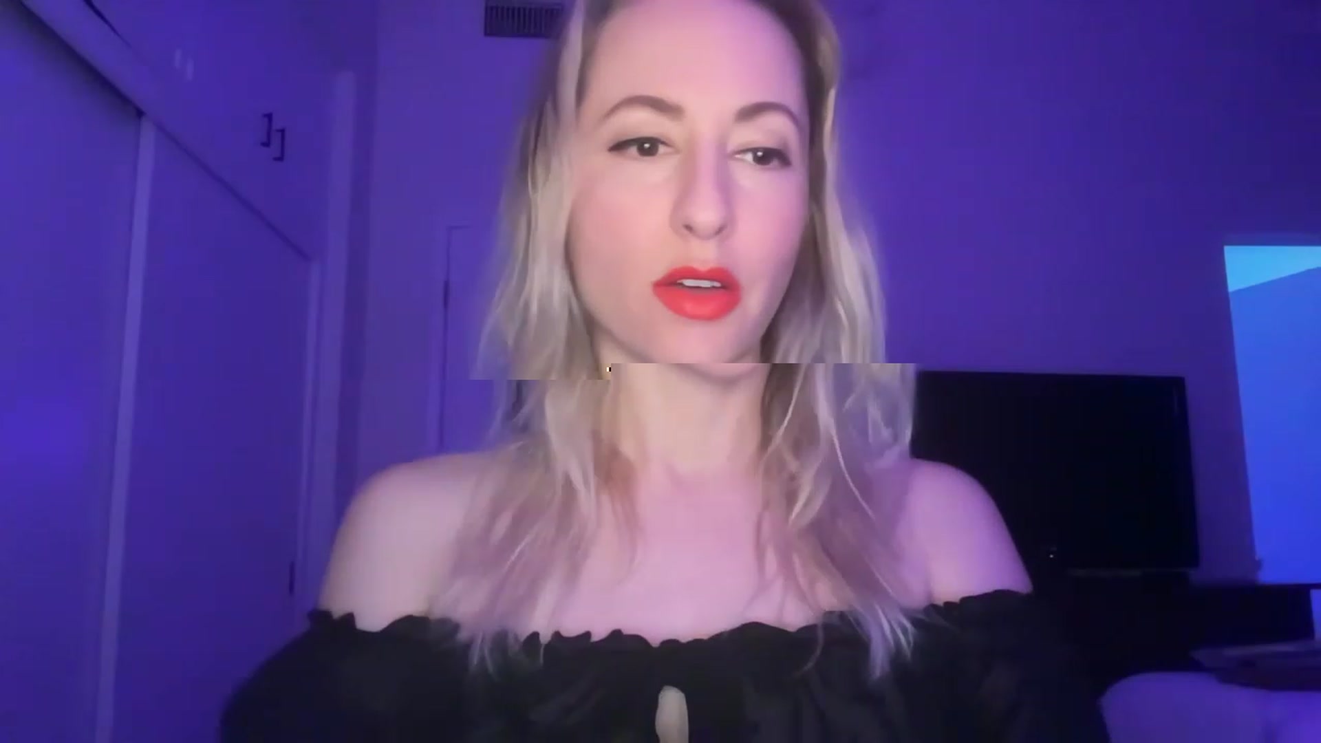 Gallery image thumbnail from Venmome's myfreecams stream on, 02/10/2023, 01:42 image 4 of 20