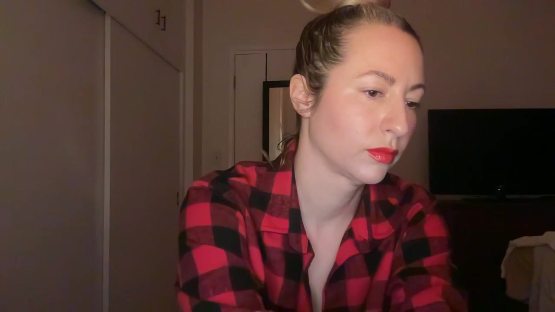 Gallery image thumbnail from Venmome's myfreecams stream on, 03/07/2023, 03:26 image 15 of 20
