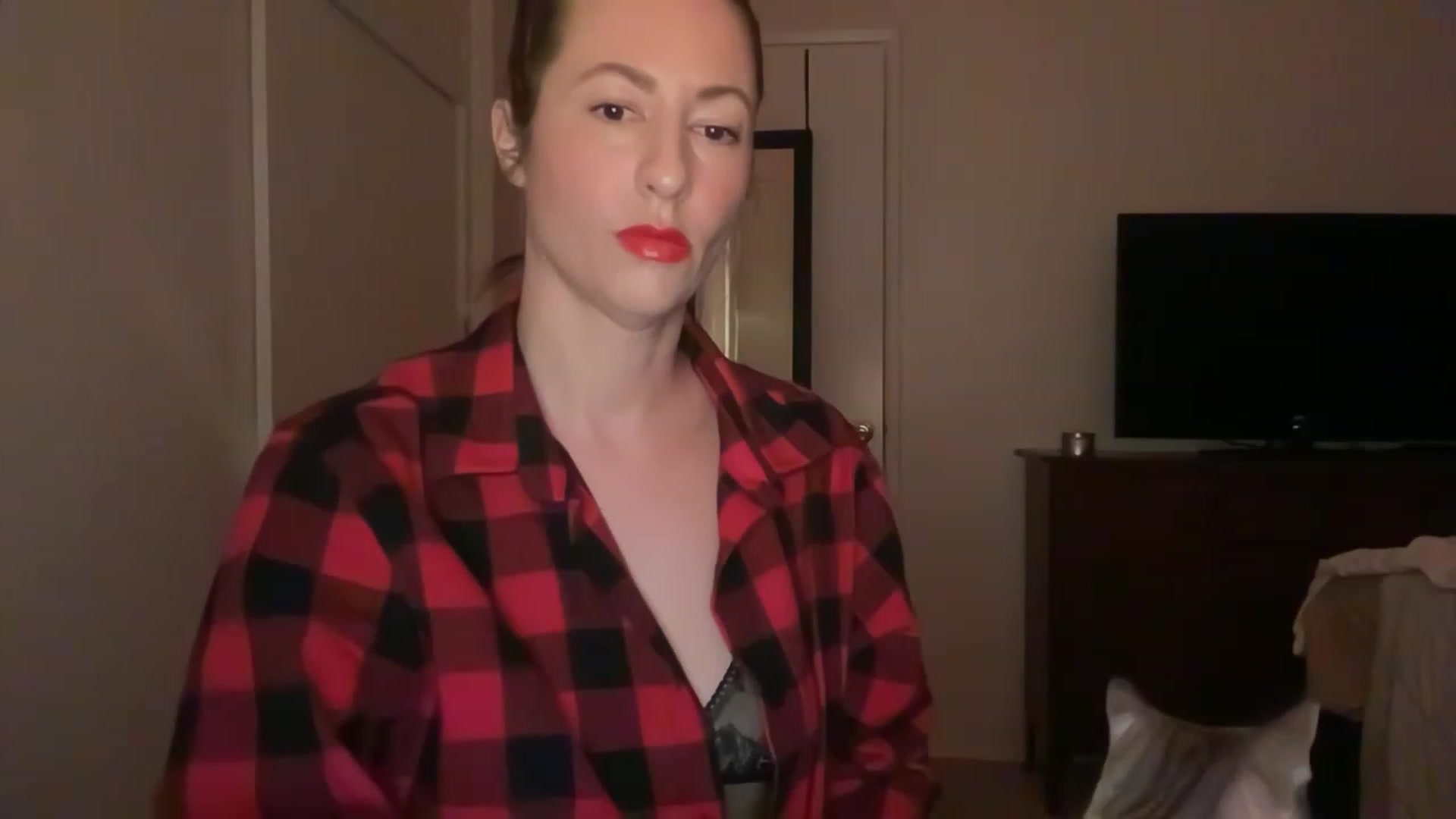 Gallery image thumbnail from Venmome's myfreecams stream on, 03/07/2023, 03:26 image 6 of 20