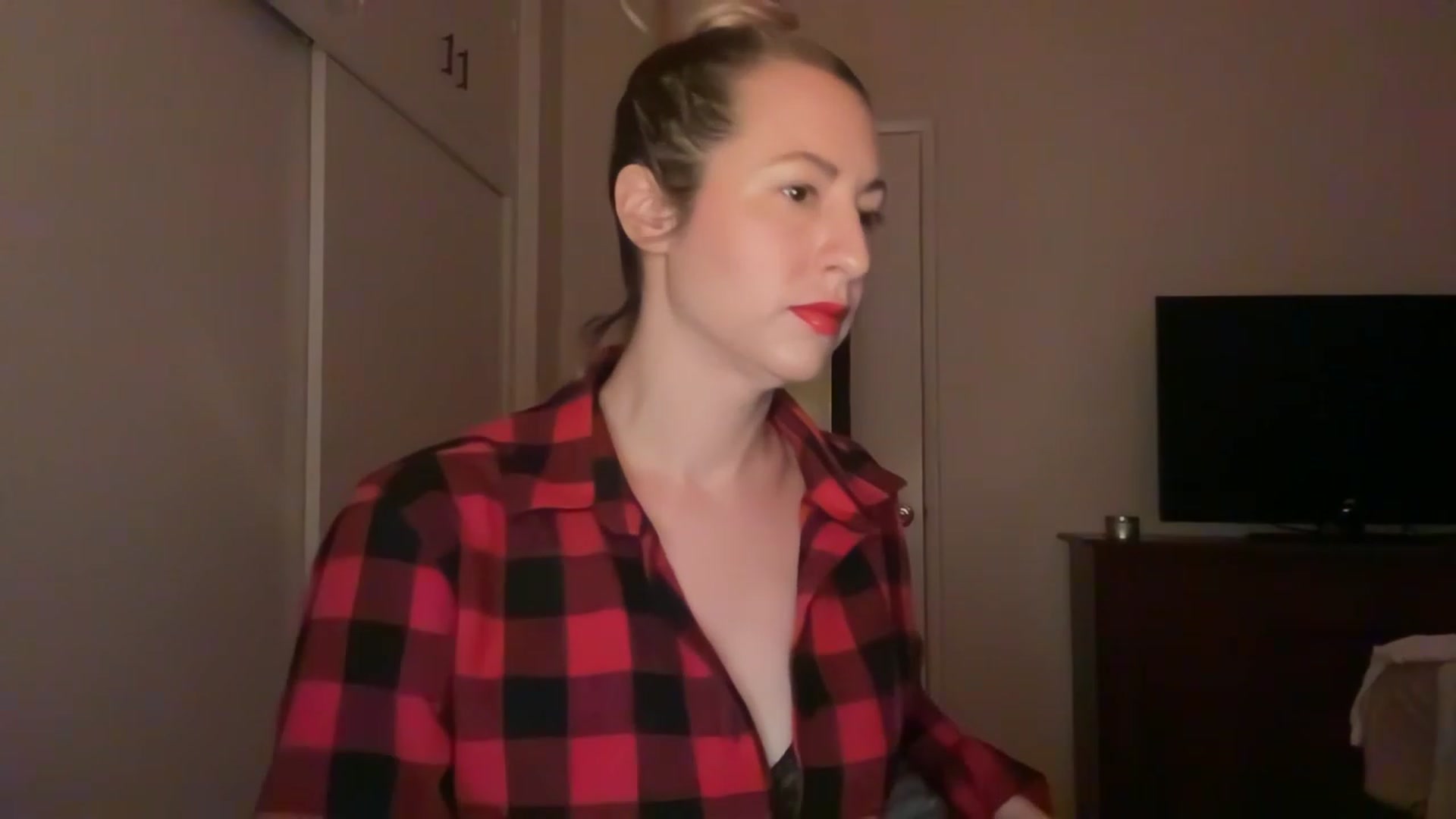 Gallery image thumbnail from Venmome's myfreecams stream on, 03/07/2023, 03:26 image 13 of 20