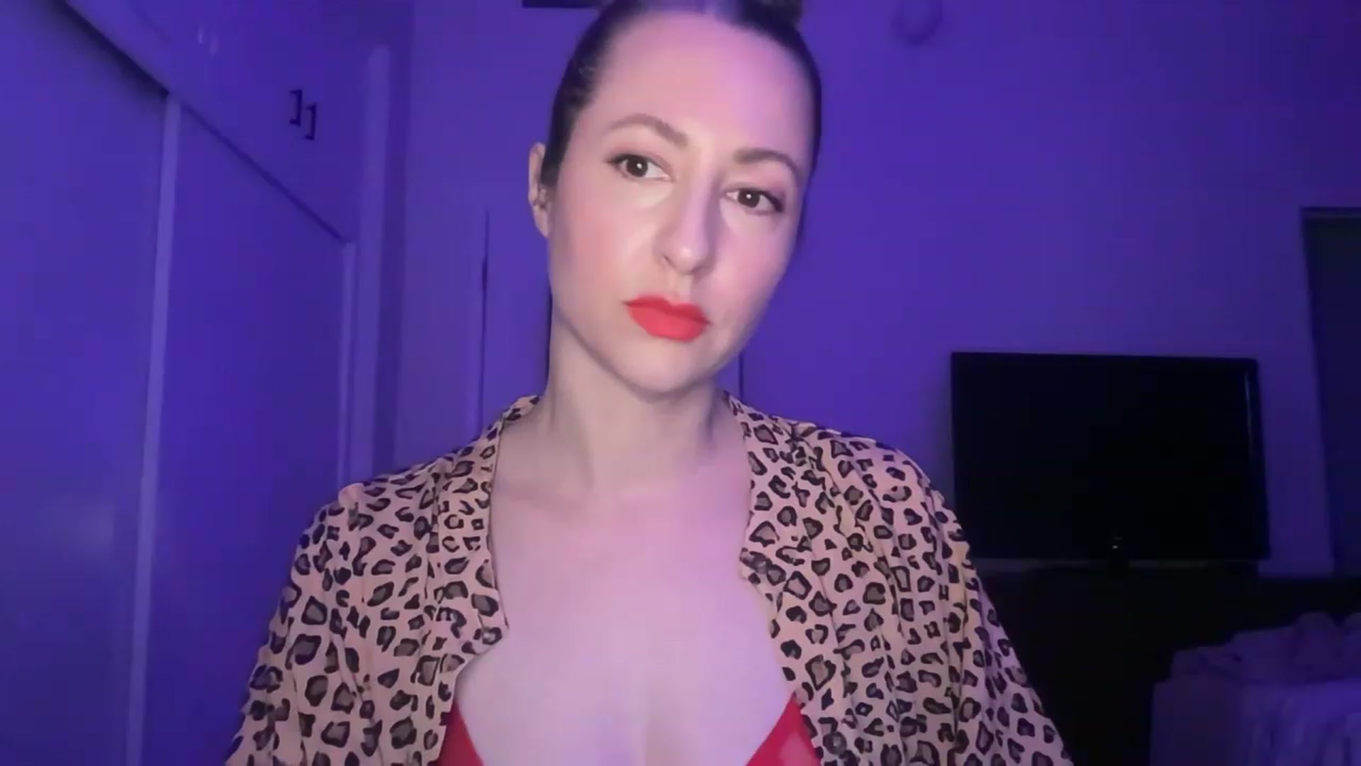 Gallery image thumbnail from Venmome's myfreecams stream on, 04/04/2023, 03:08 image 15 of 20