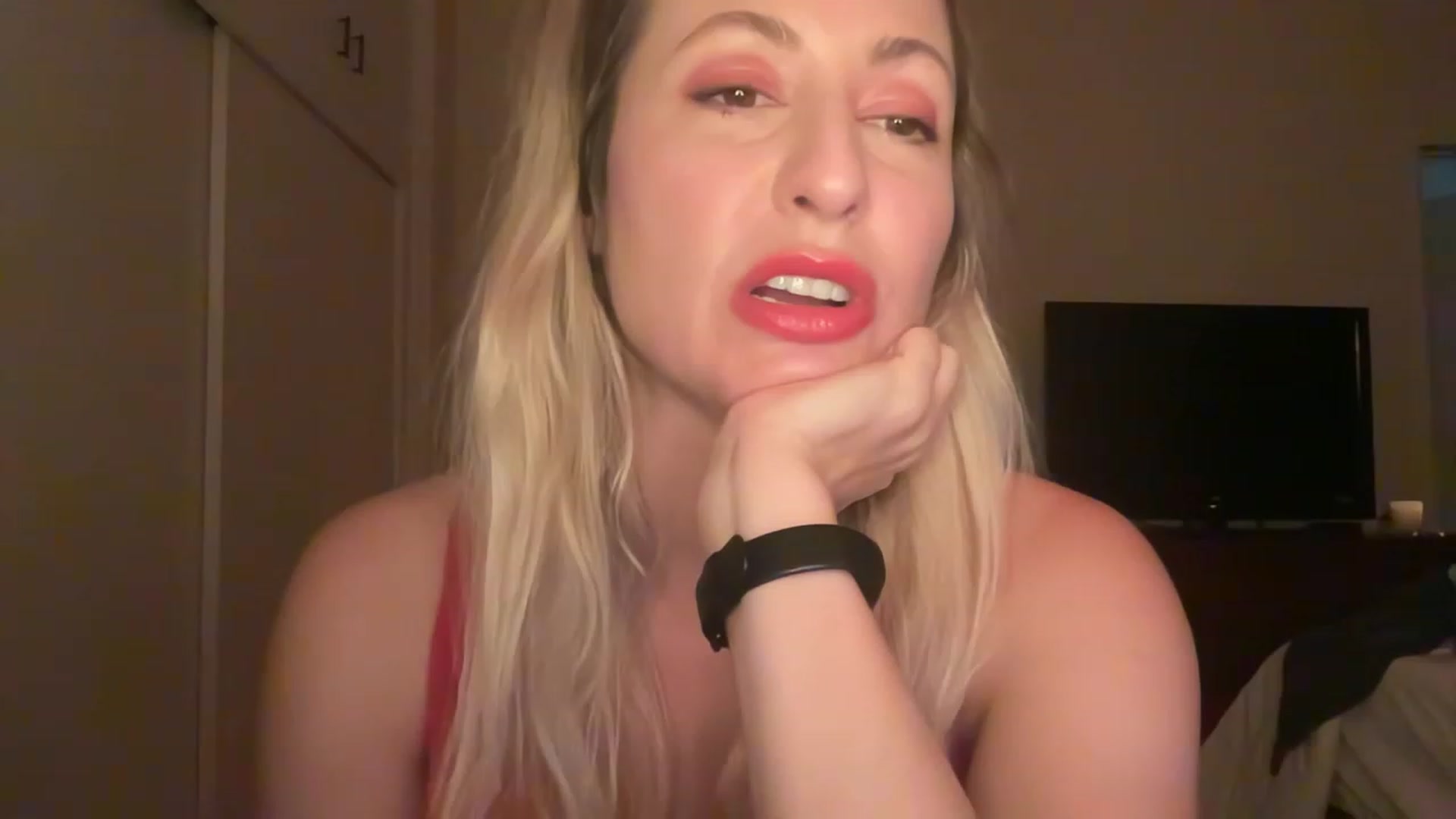 Gallery image thumbnail from Venmome's myfreecams stream on, 04/14/2023, 02:08 image 20 of 20