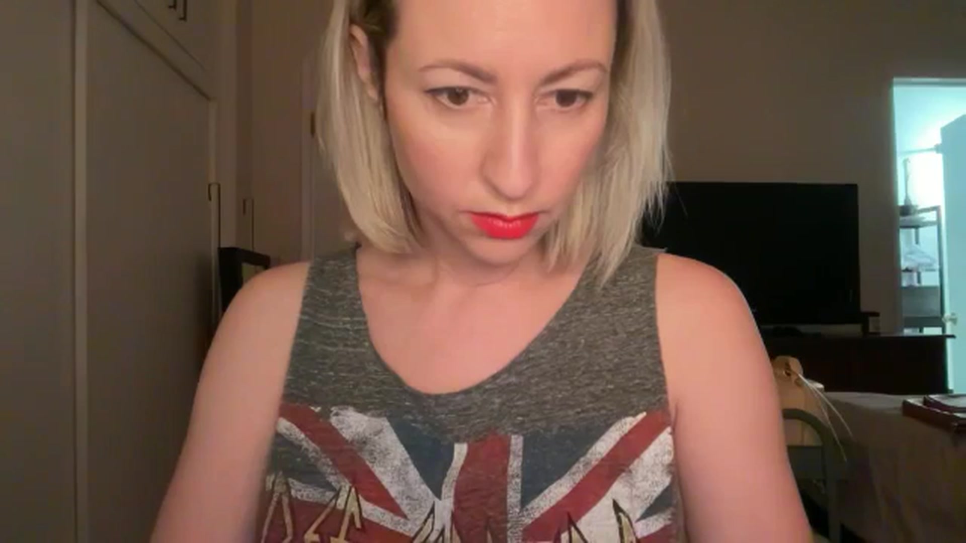 Gallery image thumbnail from Venmome's myfreecams stream on, 11/21/2024, 24:31 image 3 of 20