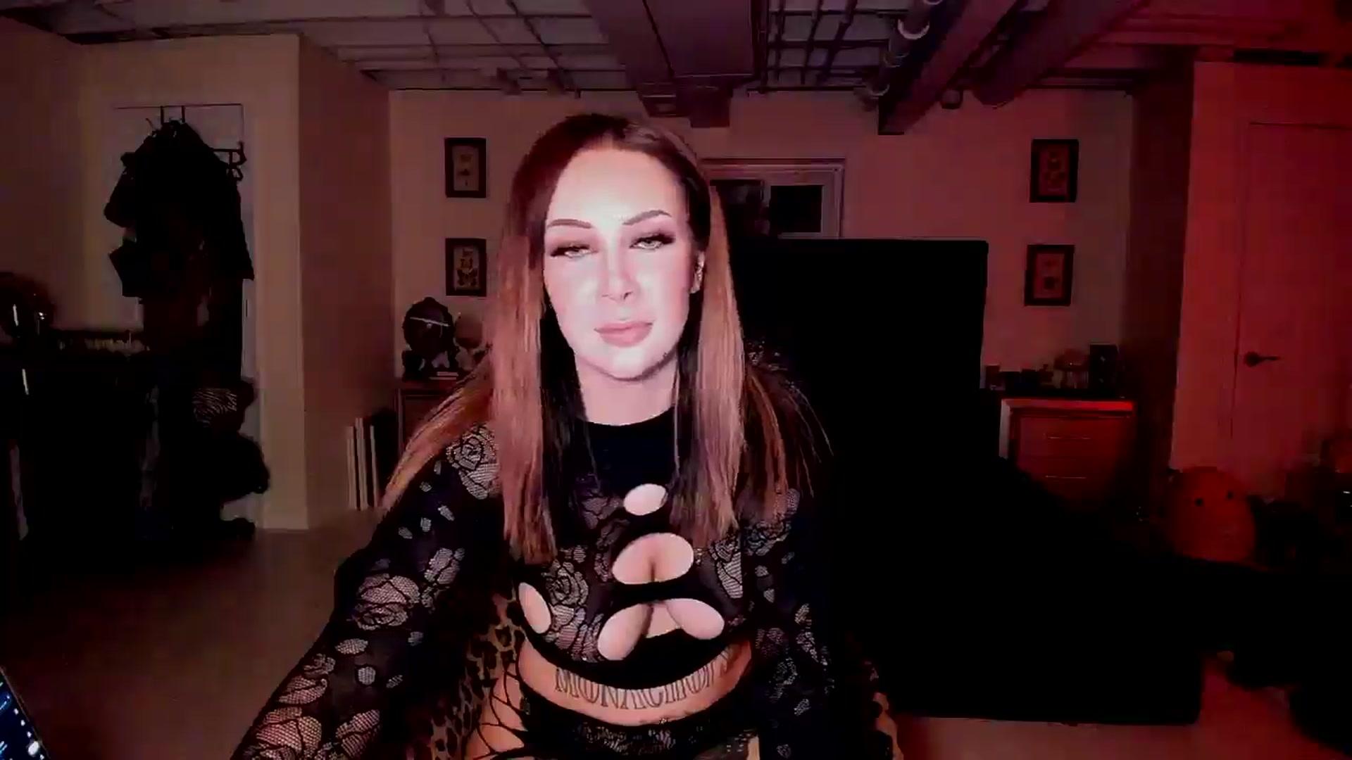 Gallery image thumbnail from VenomousVal's myfreecams stream on, 01/22/2025, 10:37 image 14 of 20