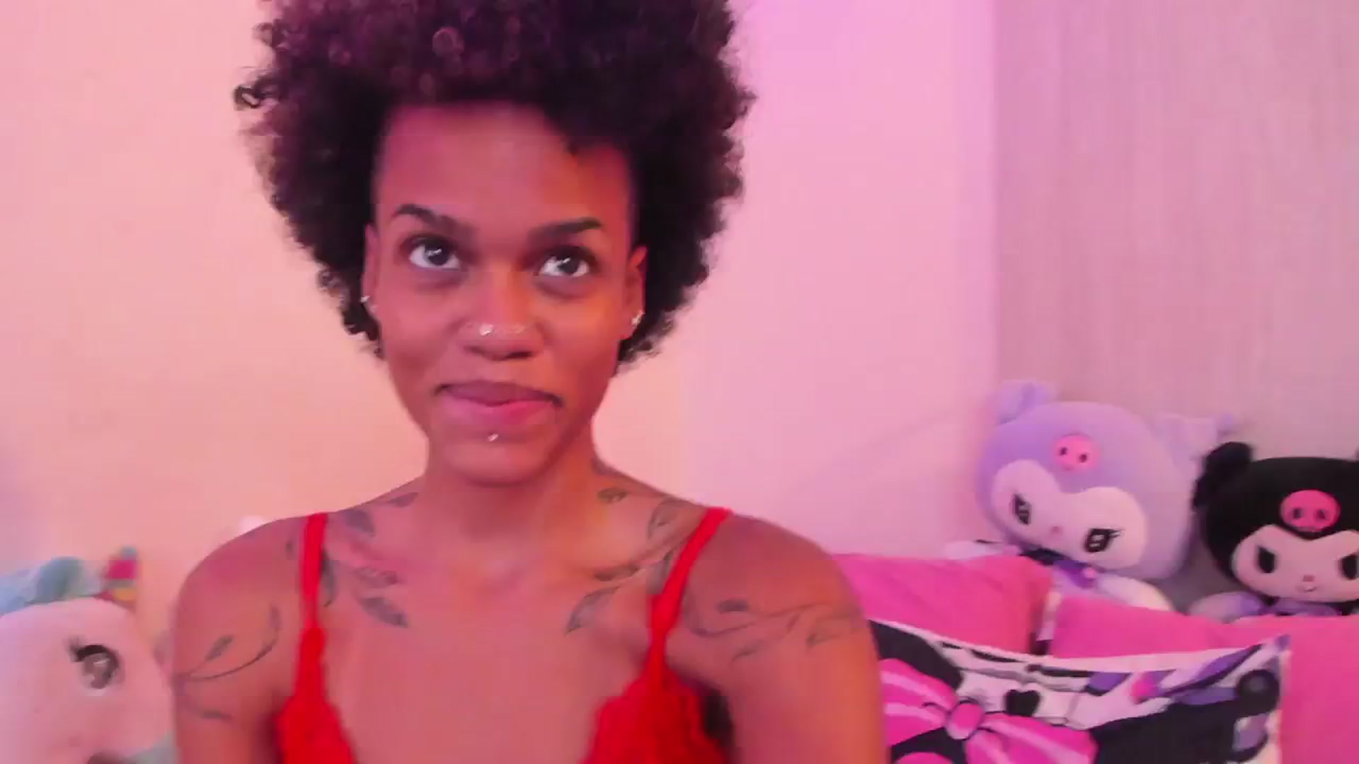 Gallery image thumbnail from VenusFantasy1's myfreecams stream on, 12/08/2025, 15:19 image 15 of 20
