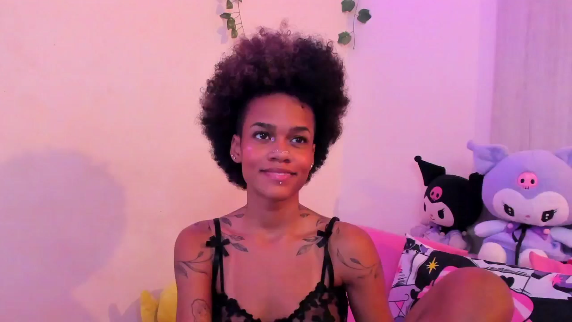 Gallery image thumbnail from VenusFantasy1's myfreecams stream on, 12/16/2025, 15:29 image 11 of 20