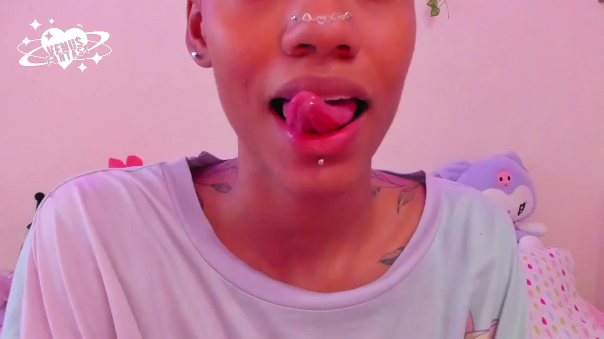 Gallery image thumbnail from VenusFantasy1's myfreecams stream on, 12/30/2025, 15:11 image 8 of 20