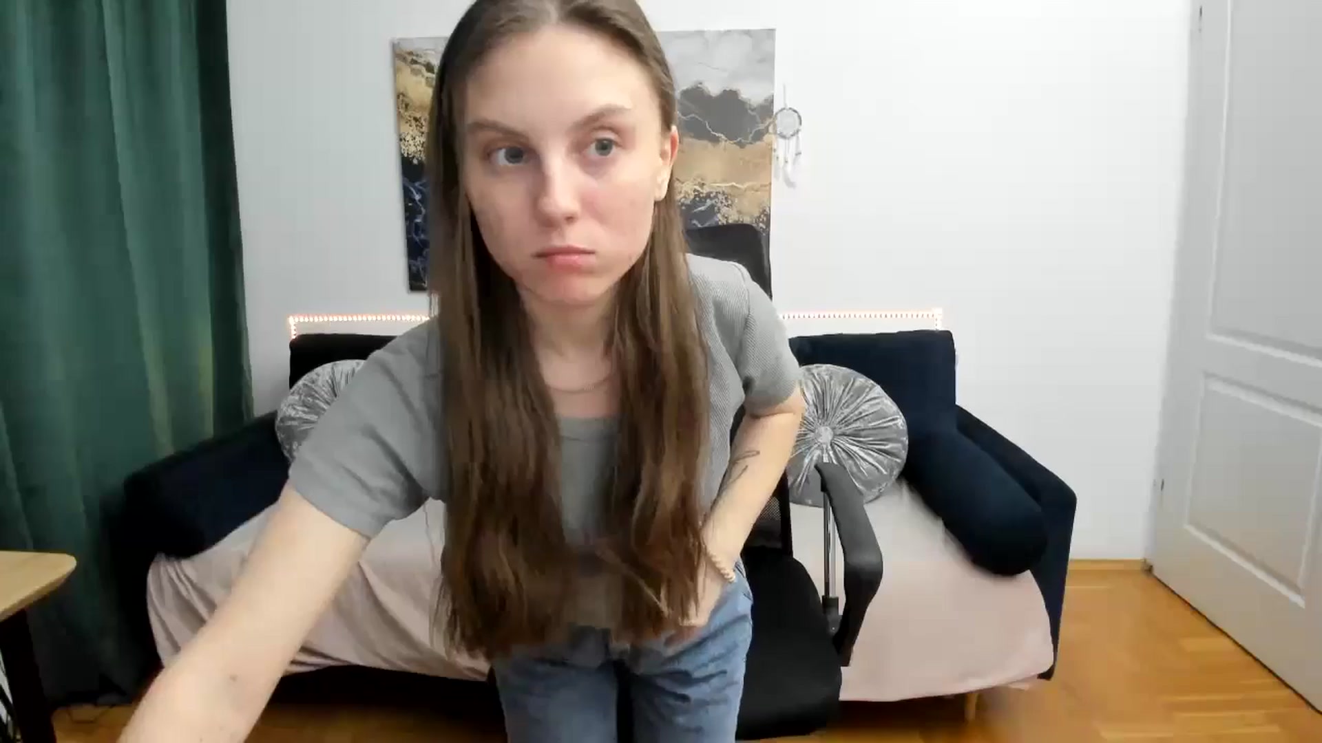 Gallery image thumbnail from VenusVibe's myfreecams stream on, 11/05/2024, 01:34 image 7 of 20
