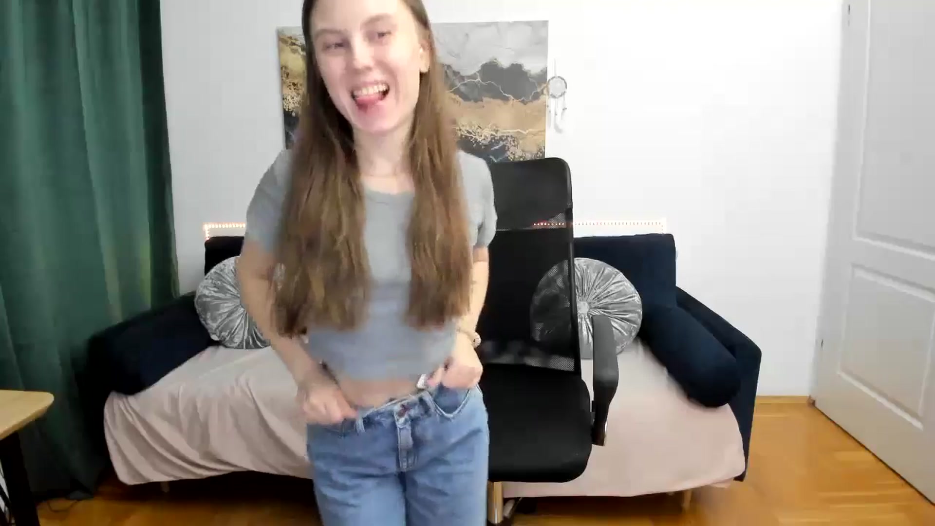Gallery image thumbnail from VenusVibe's myfreecams stream on, 11/05/2024, 01:34 image 8 of 20