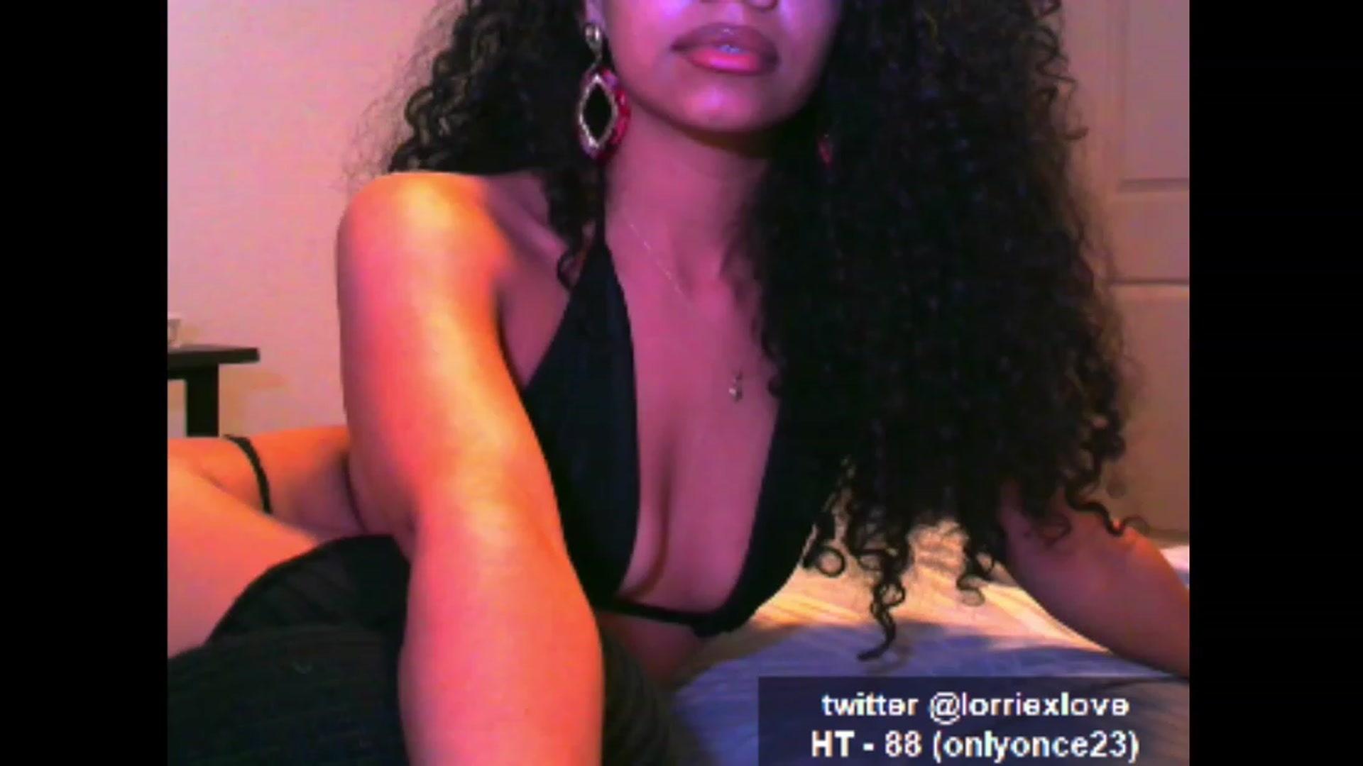 Gallery image thumbnail from Venus_X's myfreecams stream on, 01/17/2023, 01:33 image 20 of 20
