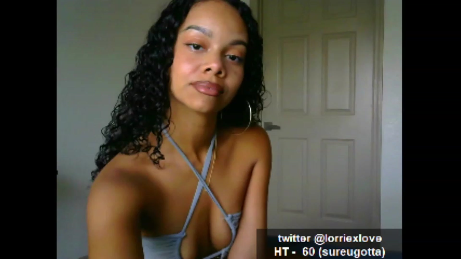 Gallery image thumbnail from Venus_X's myfreecams stream on, 04/16/2023, 16:36 image 6 of 20