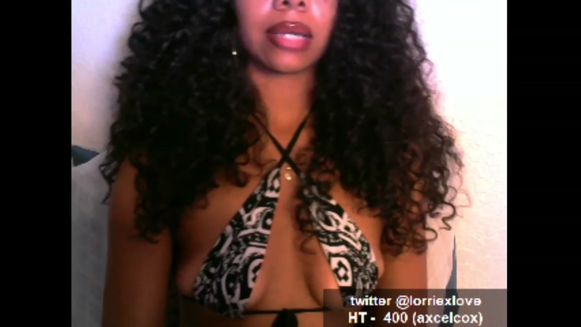 Gallery image thumbnail from Venus_X's myfreecams stream on, 04/17/2023, 10:44 image 4 of 20