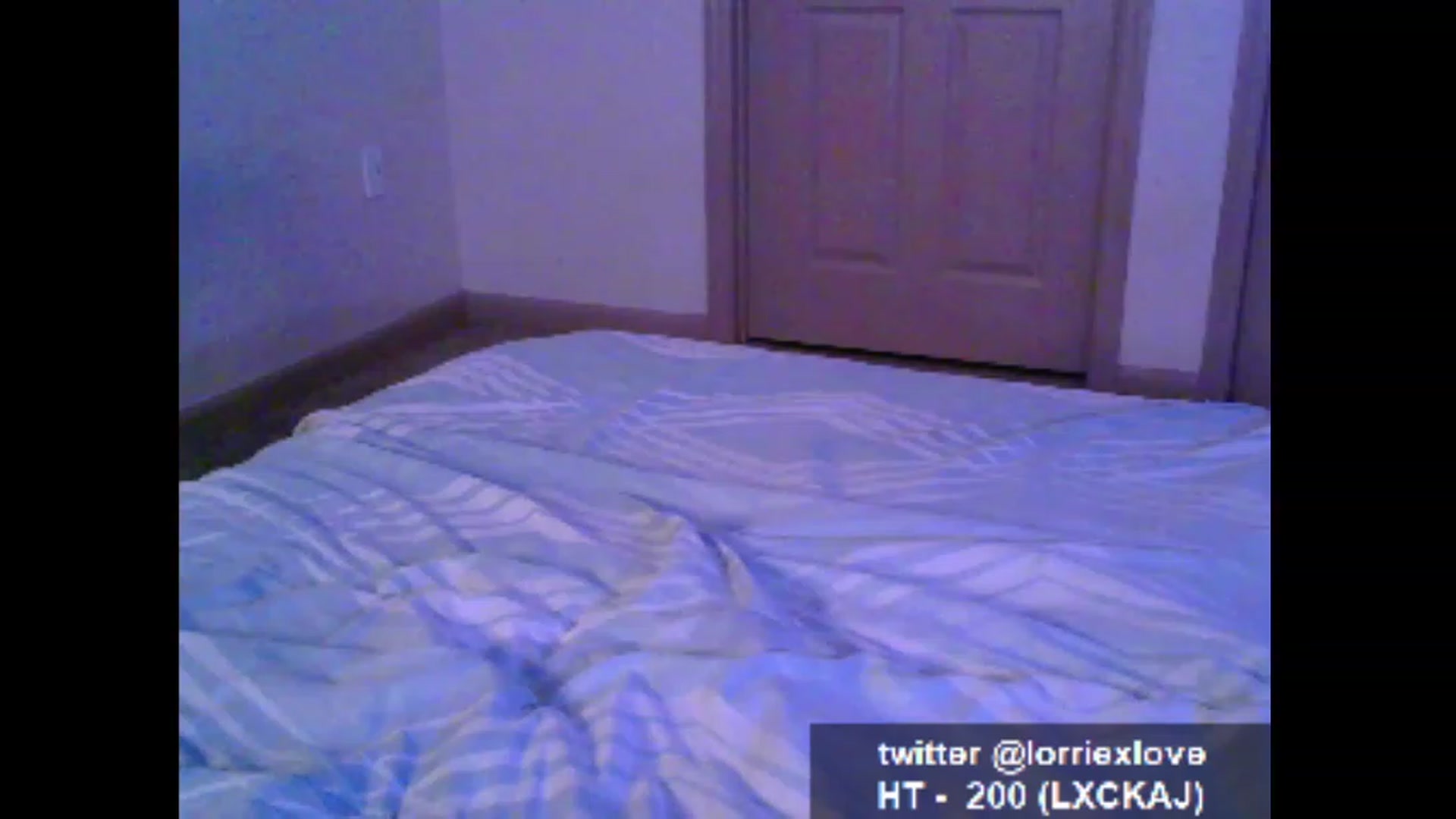 Gallery image thumbnail from Venus_X's myfreecams stream on, 05/15/2023, 24:48 image 16 of 20