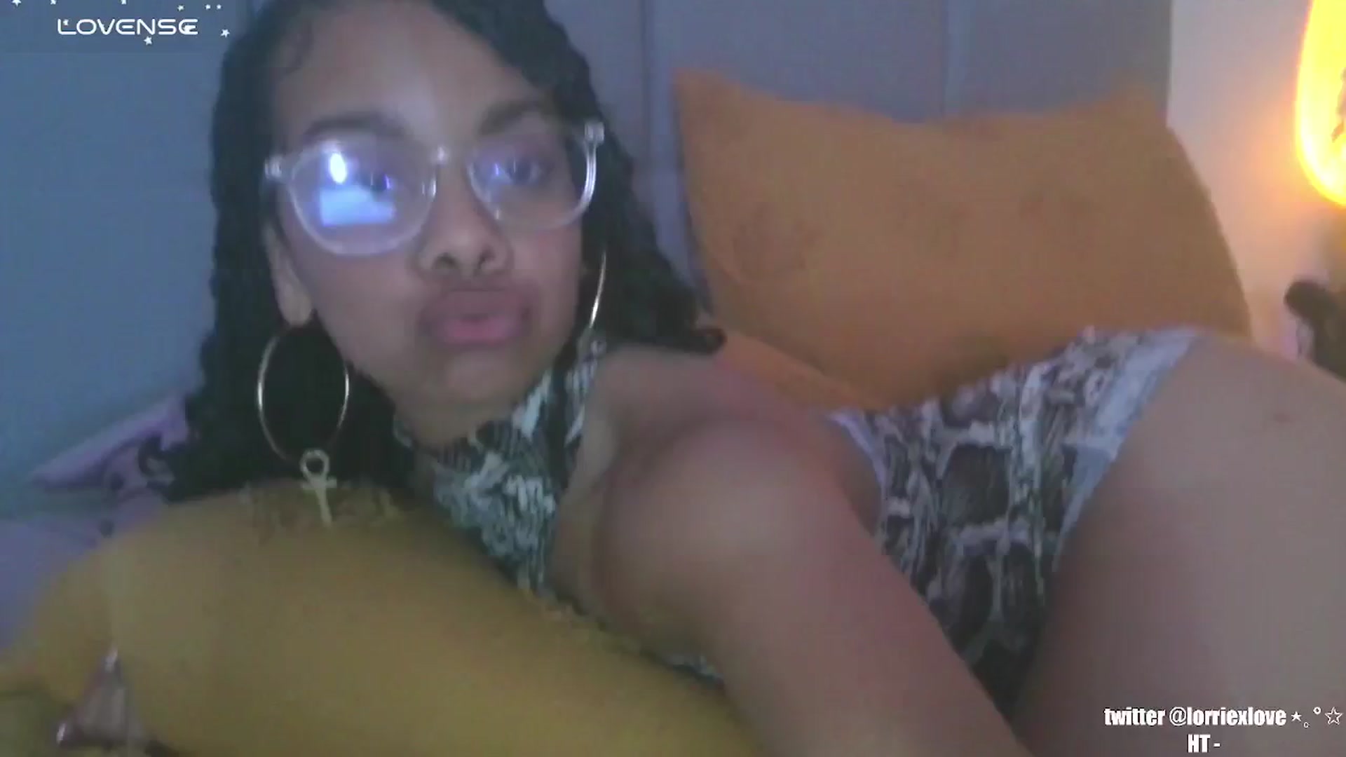 Gallery image thumbnail from Venus_X's myfreecams stream on, 05/24/2024, 07:28 image 20 of 20