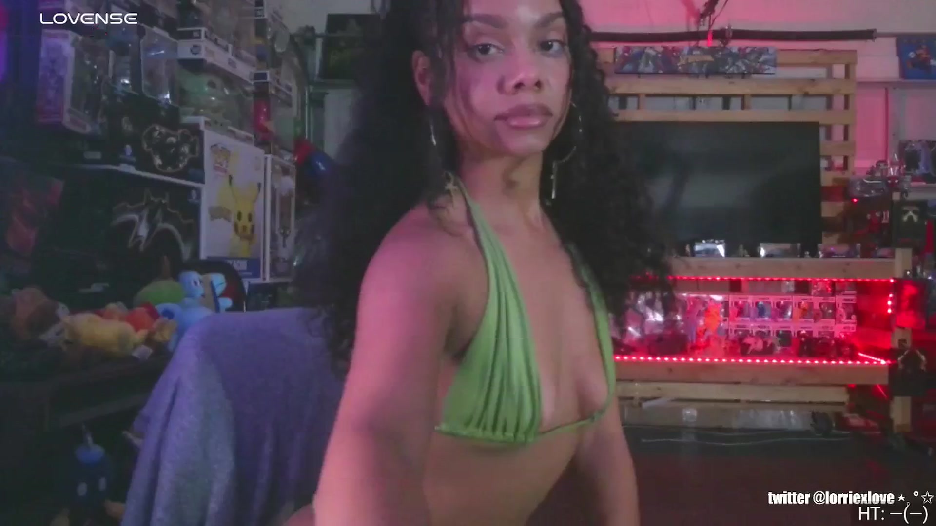 Gallery image thumbnail from Venus_X's myfreecams stream on, 09/01/2024, 12:19 image 20 of 20