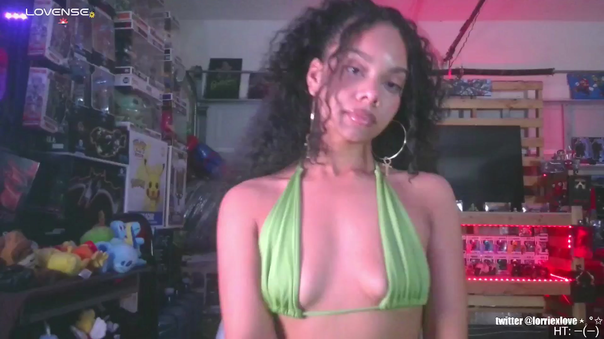 Gallery image thumbnail from Venus_X's myfreecams stream on, 09/01/2024, 12:19 image 8 of 20