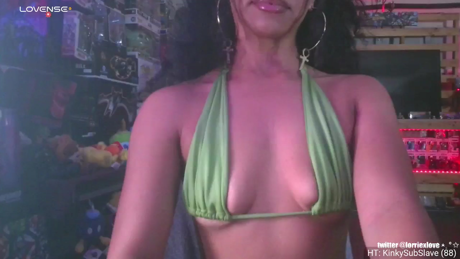 Gallery image thumbnail from Venus_X's myfreecams stream on, 09/01/2024, 14:55 image 16 of 20
