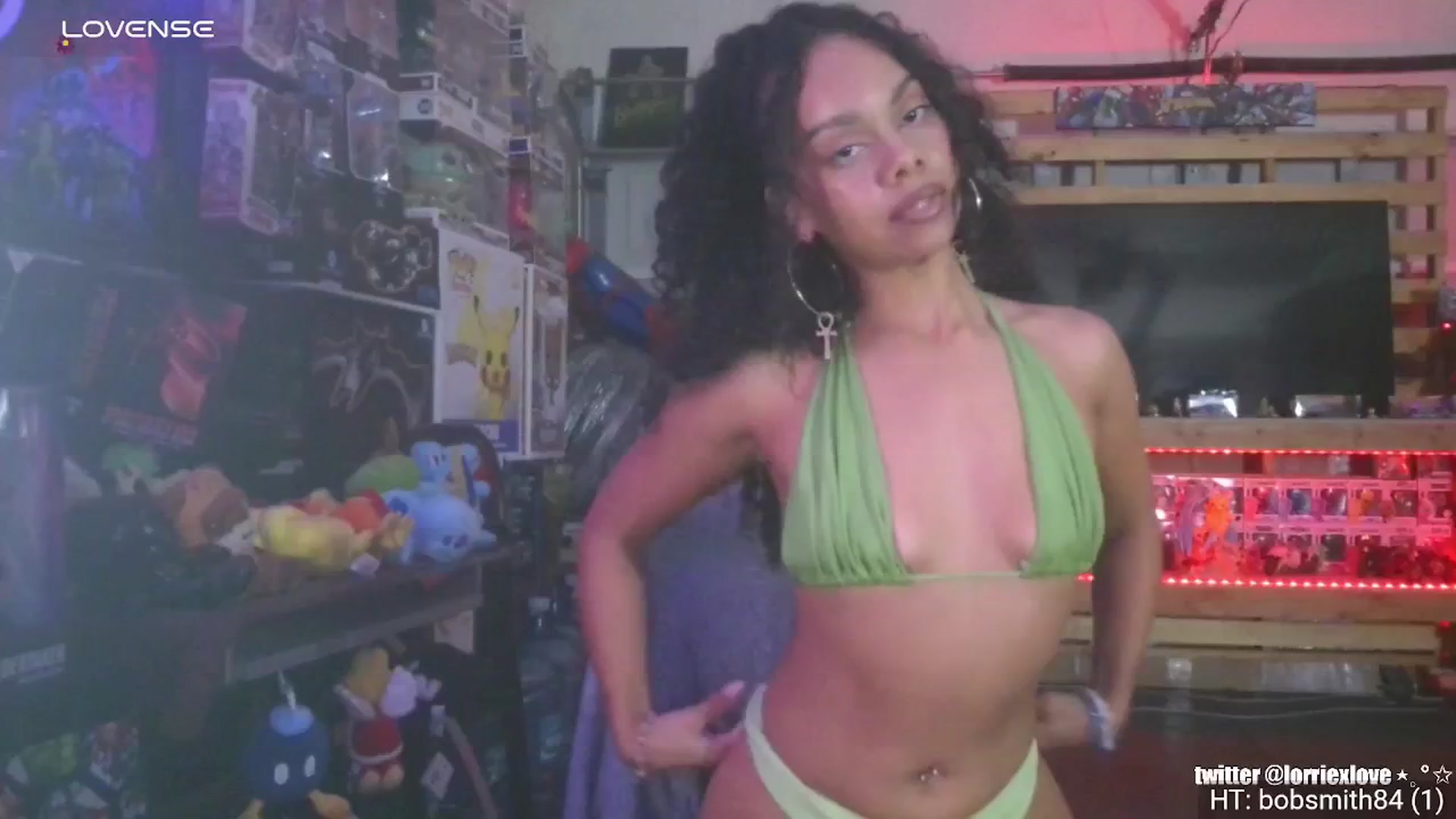 Gallery image thumbnail from Venus_X's myfreecams stream on, 09/01/2024, 14:55 image 3 of 20