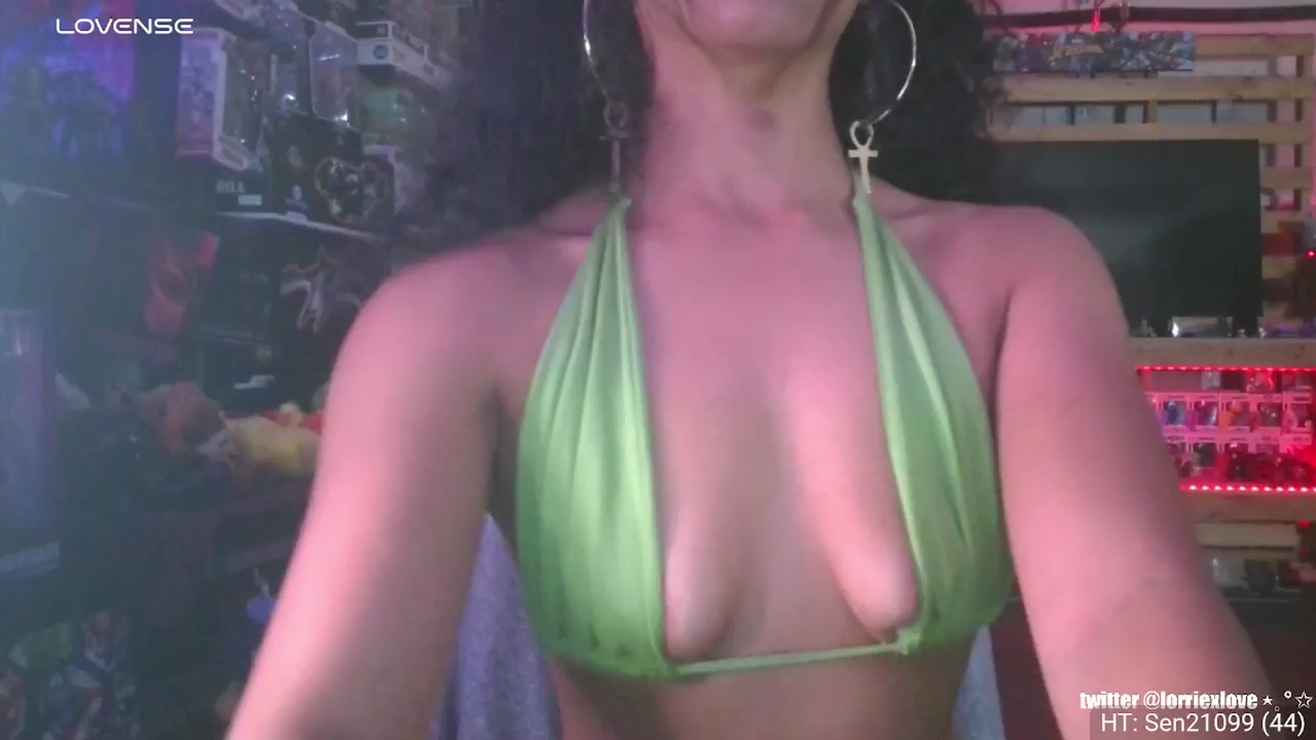 Gallery image thumbnail from Venus_X's myfreecams stream on, 09/01/2024, 14:55 image 11 of 20