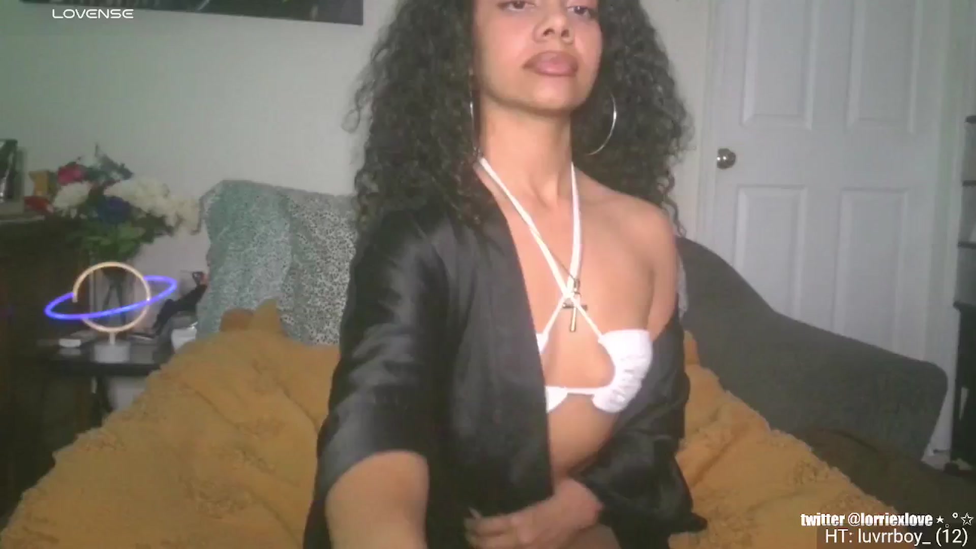 Gallery image thumbnail from Venus_X's myfreecams stream on, 11/09/2024, 21:22 image 1 of 20