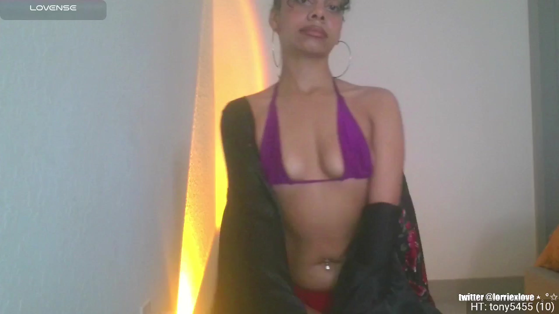 Gallery image thumbnail from Venus_X's myfreecams stream on, 02/18/2025, 19:04 image 13 of 20