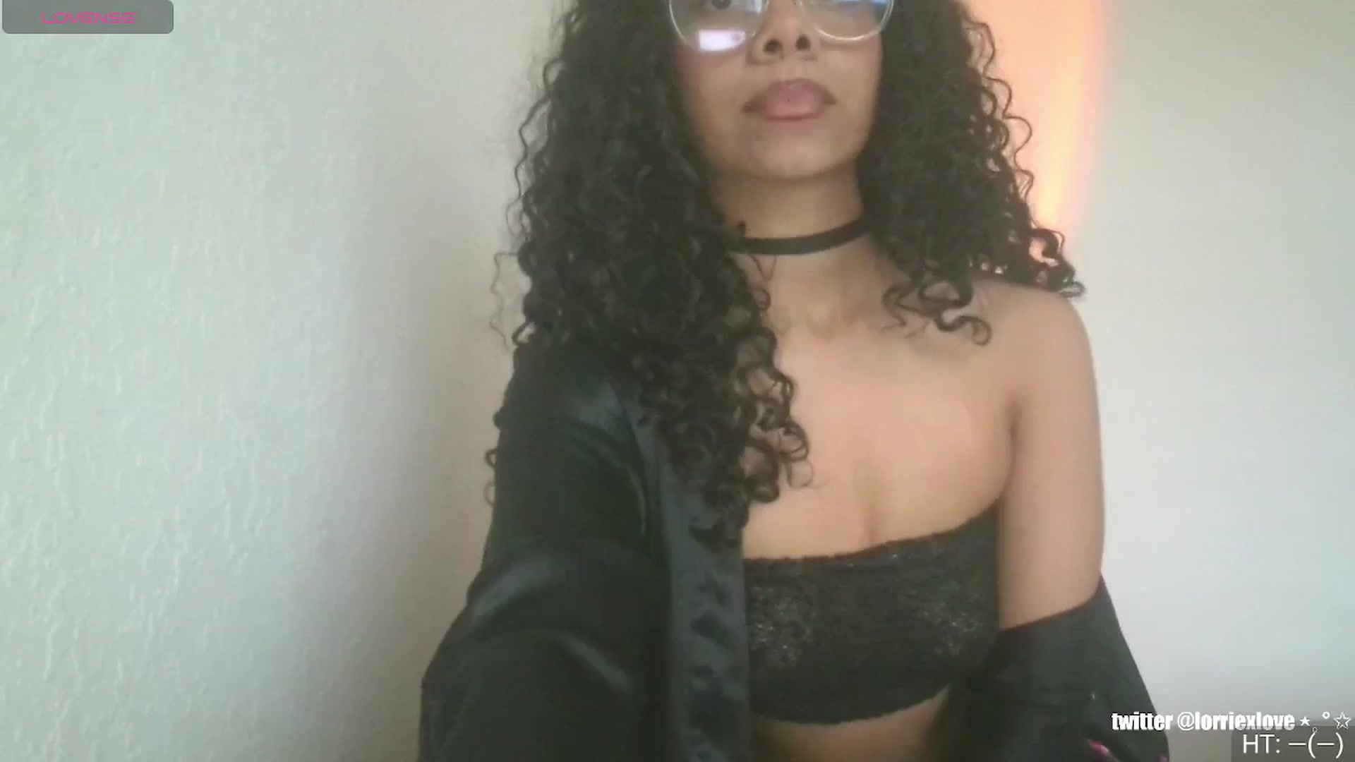 Gallery image thumbnail from Venus_X's myfreecams stream on, 02/23/2025, 18:21 image 1 of 20