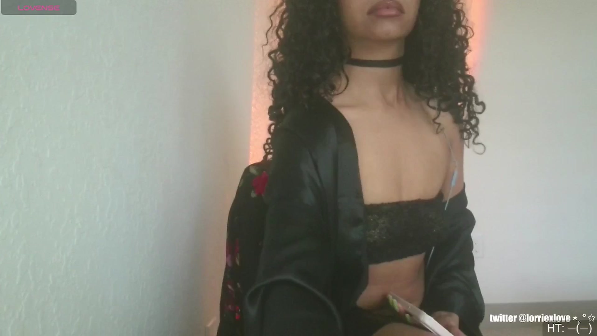 Gallery image thumbnail from Venus_X's myfreecams stream on, 02/23/2025, 18:21 image 16 of 20