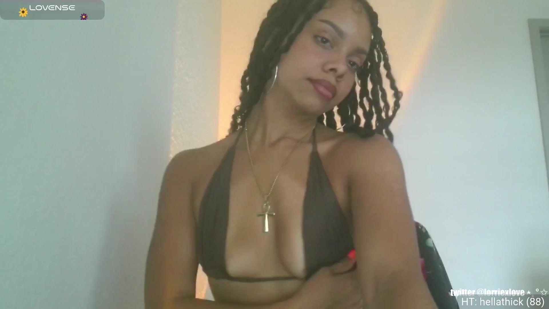 Gallery image thumbnail from Venus_X's myfreecams stream on, 03/29/2025, 19:33 image 13 of 20