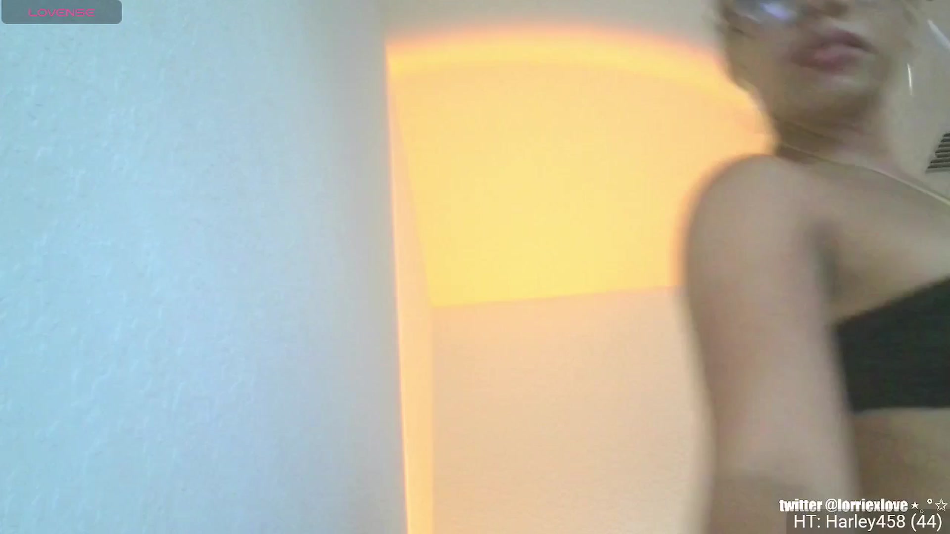Gallery image thumbnail from Venus_X's myfreecams stream on, 04/10/2025, 19:34 image 18 of 20