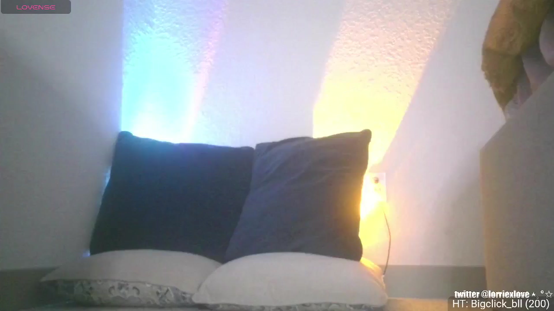 Gallery image thumbnail from Venus_X's myfreecams stream on, 04/15/2025, 05:29 image 15 of 20