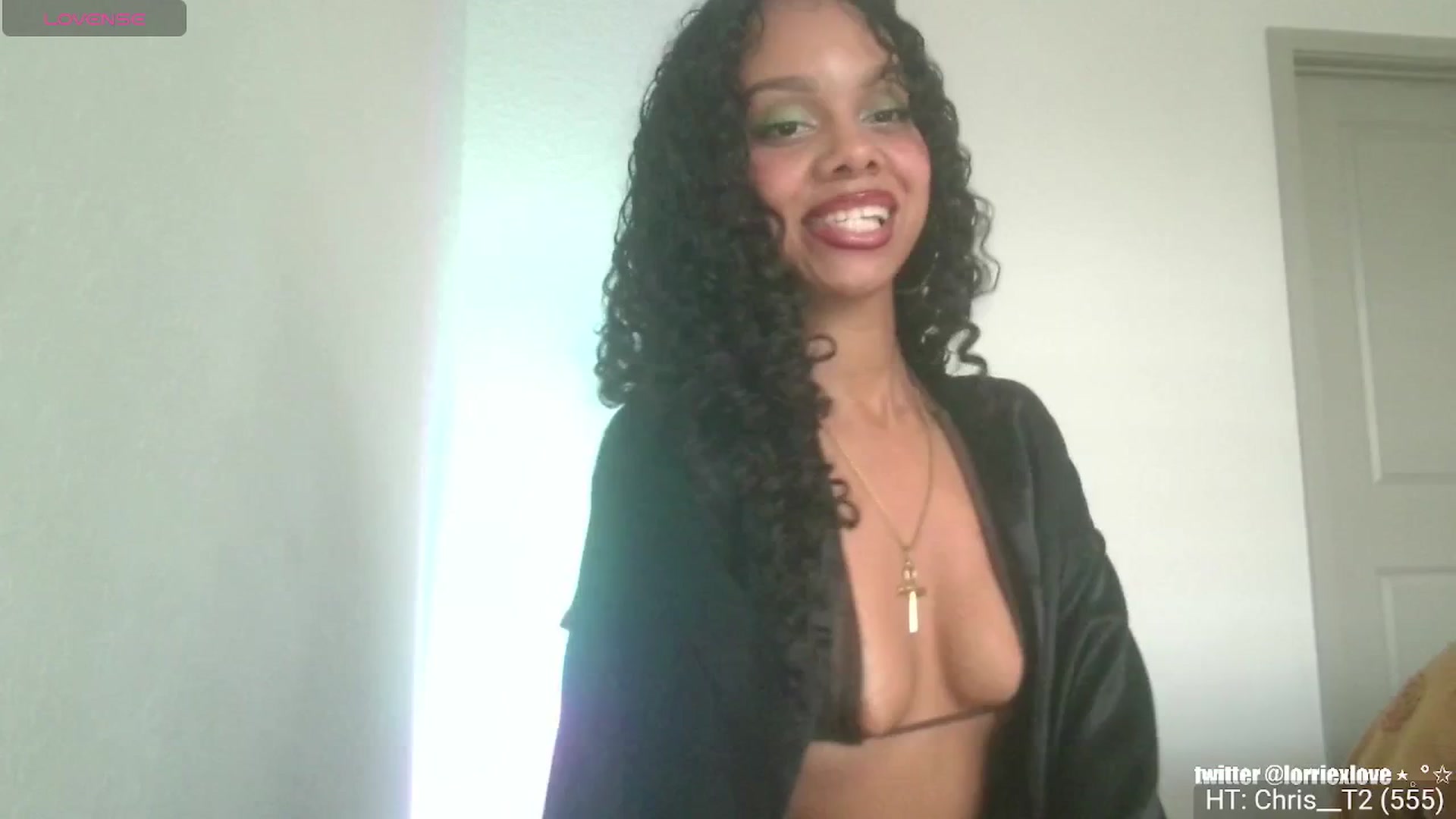 Gallery image thumbnail from Venus_X's myfreecams stream on, 04/22/2025, 20:55 image 5 of 20