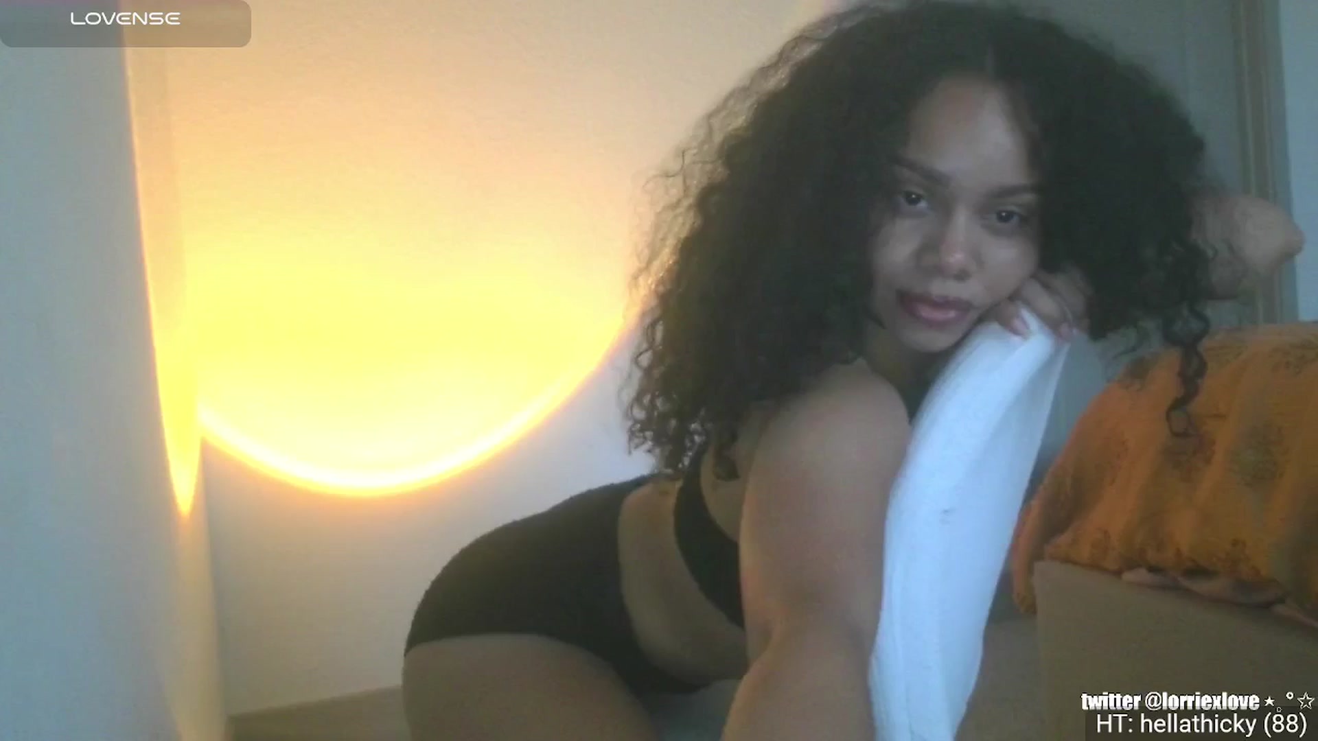 Gallery image thumbnail from Venus_X's myfreecams stream on, 06/01/2025, 22:20 image 7 of 20