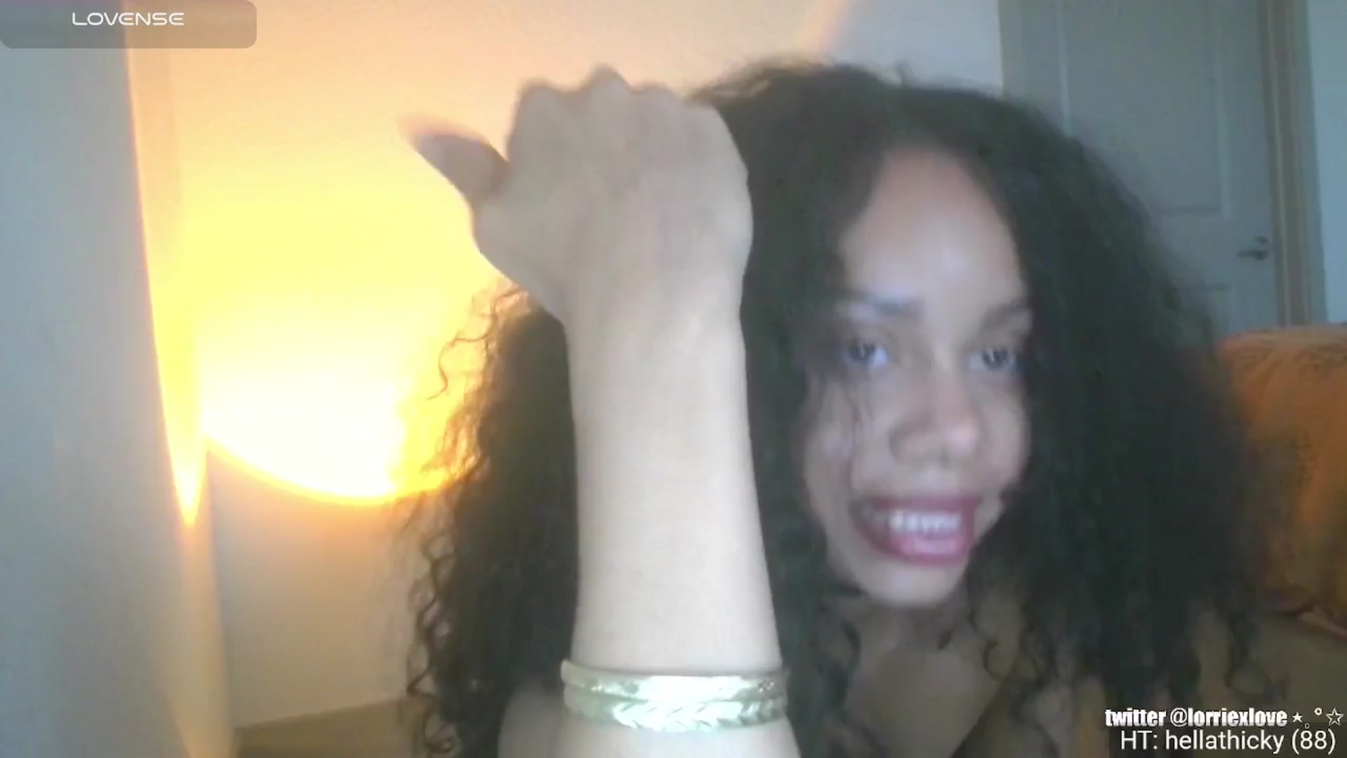 Gallery image thumbnail from Venus_X's myfreecams stream on, 06/01/2025, 22:20 image 4 of 20