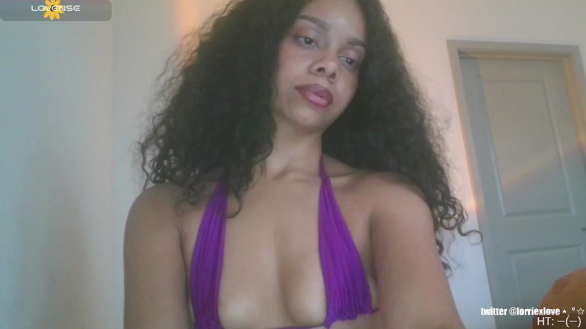 Gallery image thumbnail from Venus_X's myfreecams stream on, 06/02/2025, 20:27 image 20 of 20